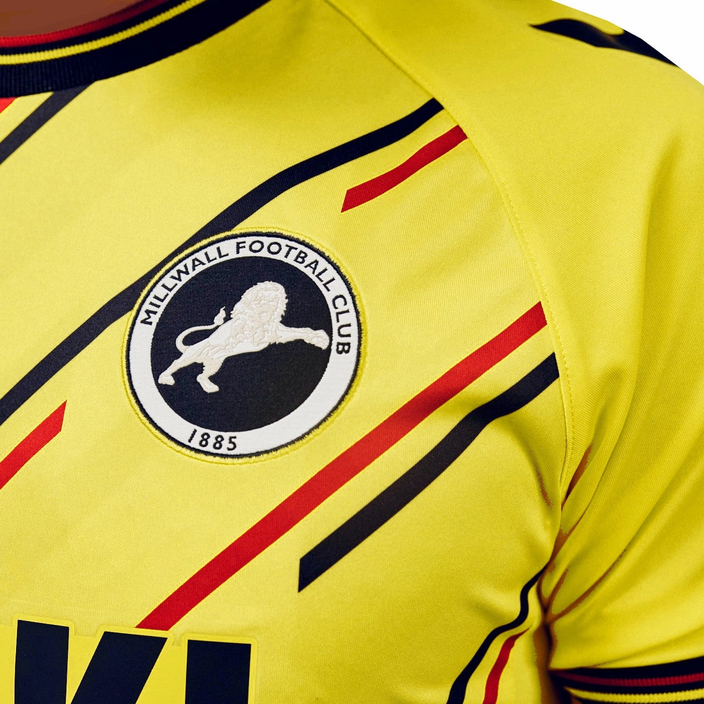 Flexible Midsole Design SeamFreeErgonomics Millwall FC Away soccer jersey 2022/23 - Hummel