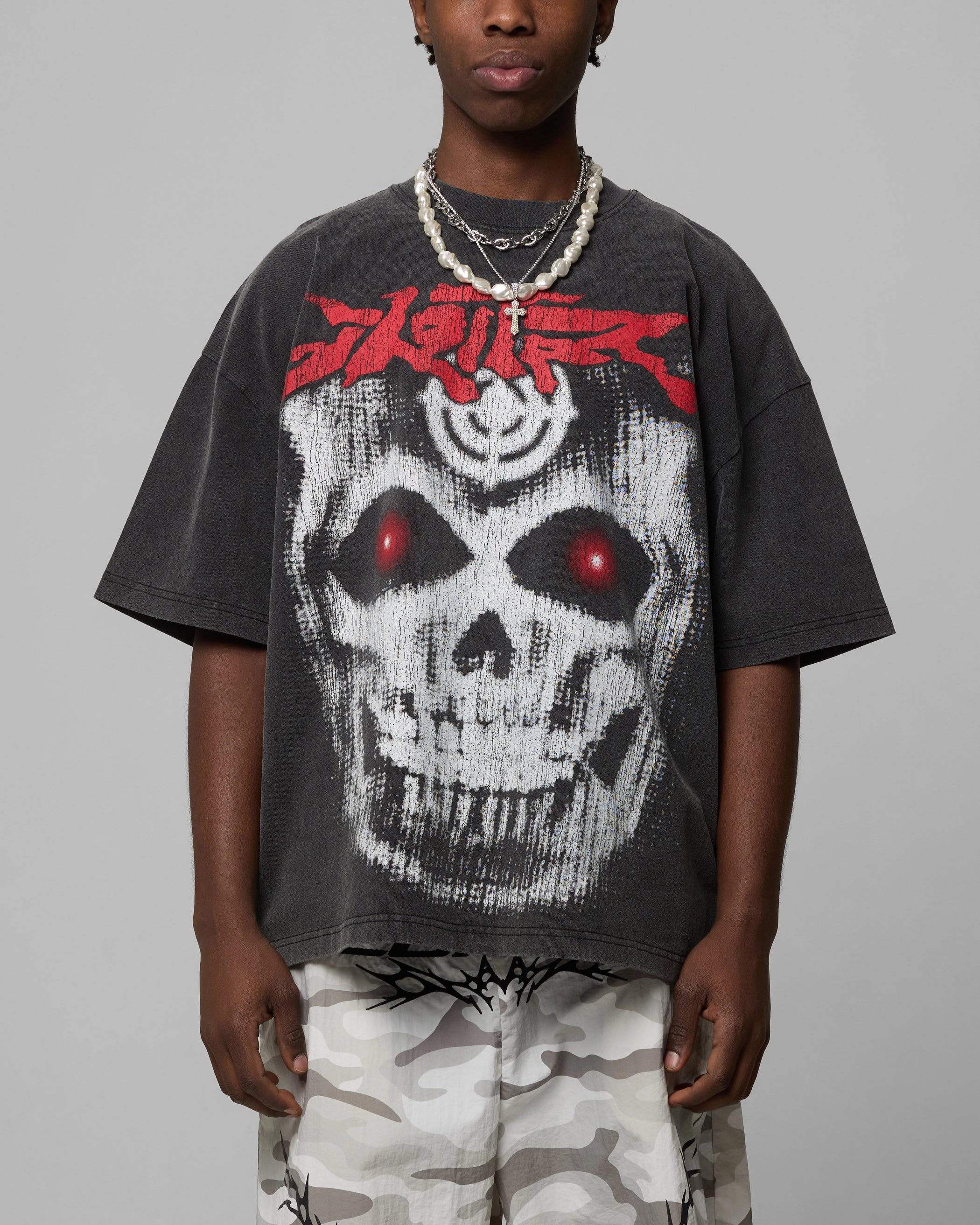 PreShrunkCotton Layered Shoulder Design Loiter Ski Mask Premium T-Shirt Vintage Black