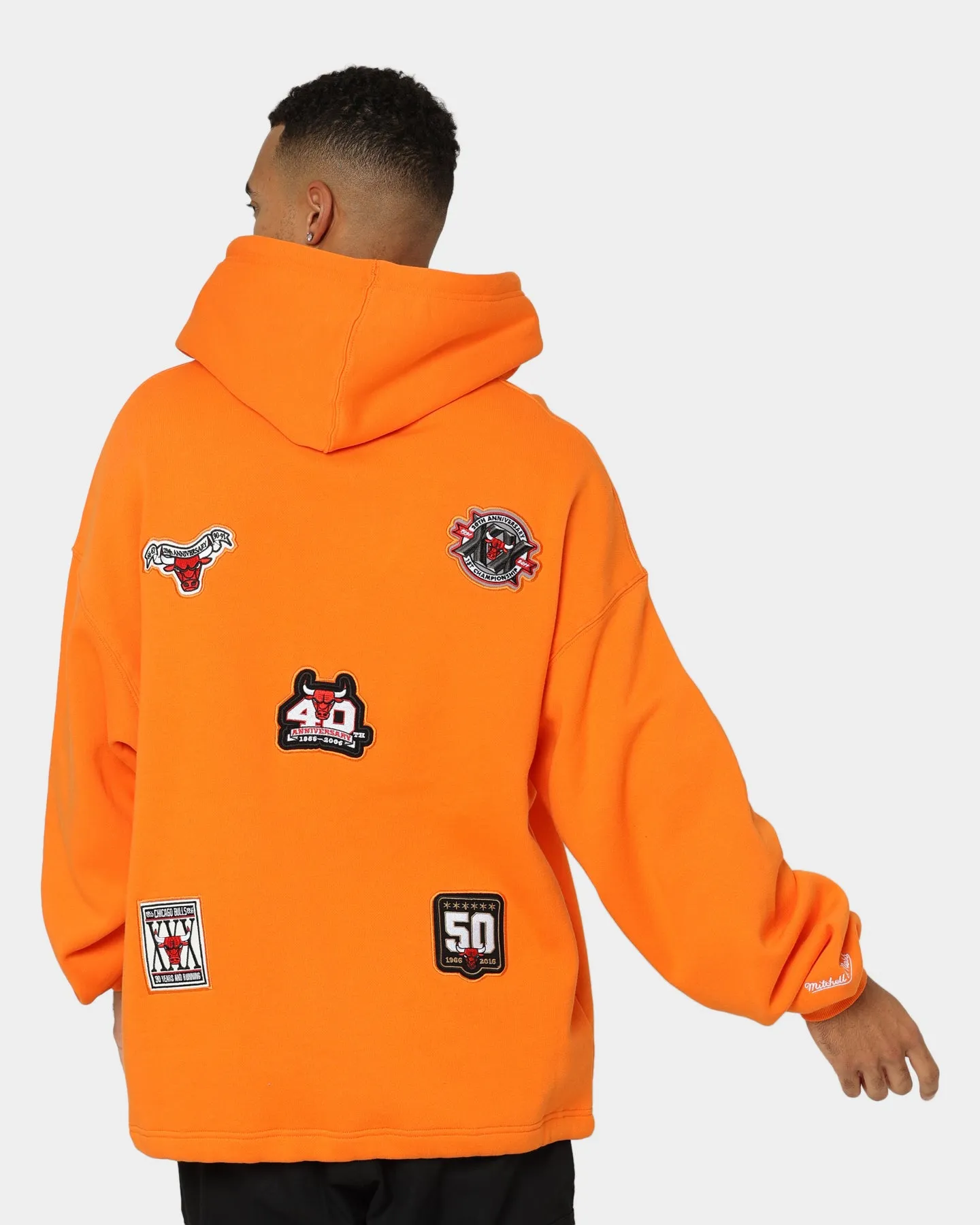 Summer Wear Infatuation Mitchell & Ness Chicago Bulls Anniversary Hoodie Orange
