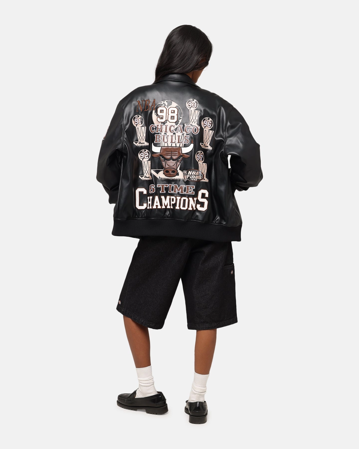 Forest Green Mitchell & Ness Chicago Bulls 6 Time Jacket Black