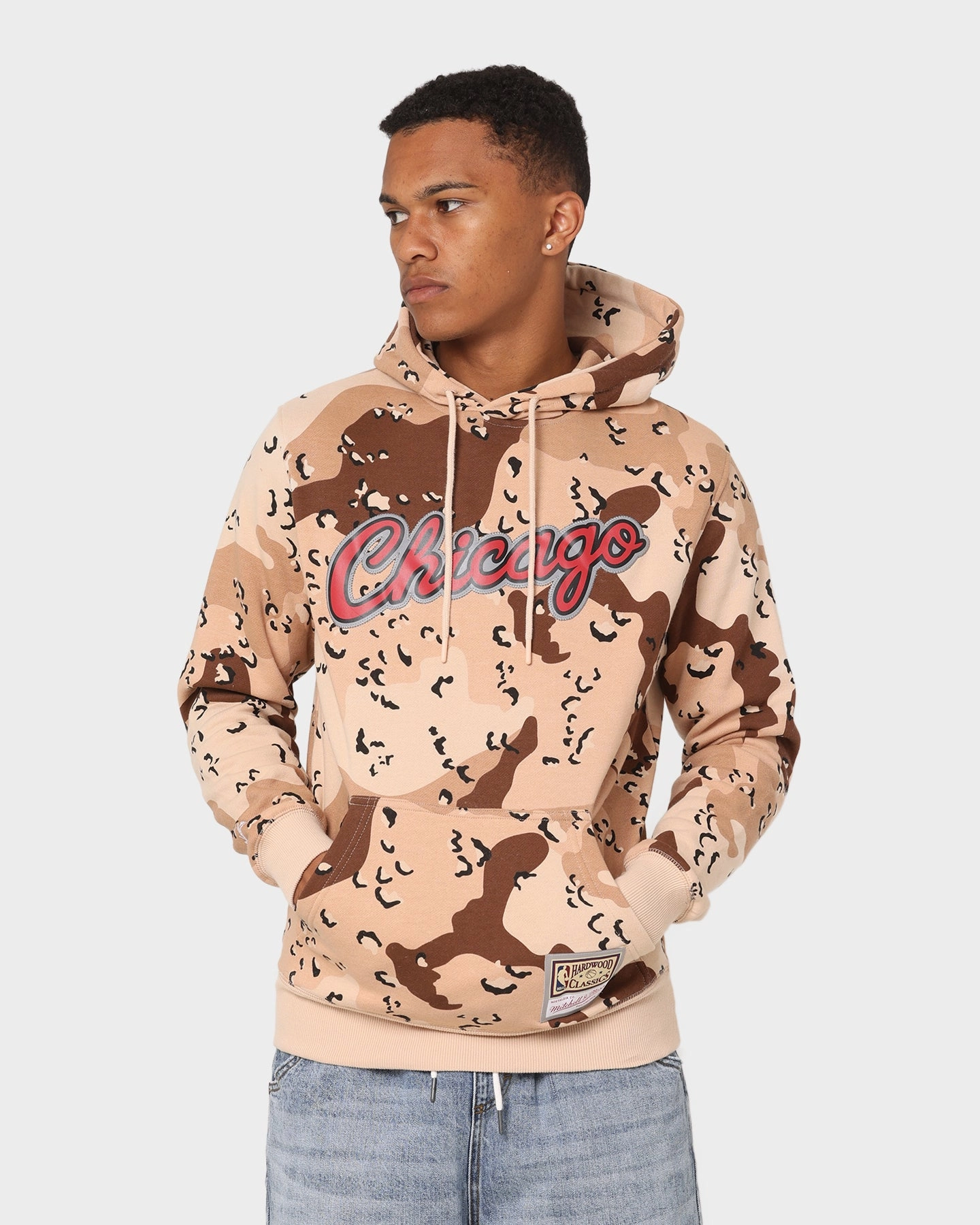Mitchell & Ness Chicago Bulls Camo Reflective Hoodie Sand Camo Windproof Construction