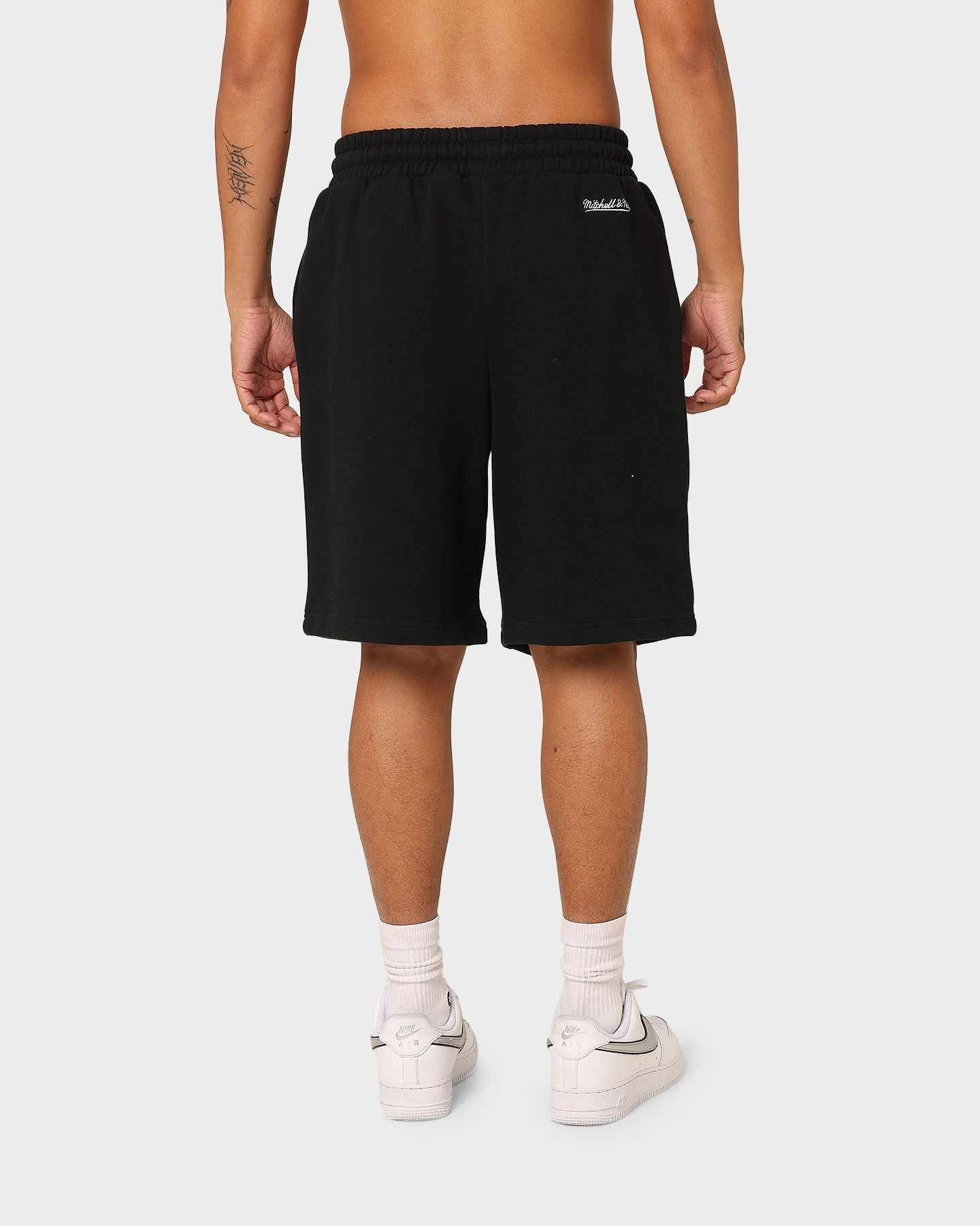 Mitchell & Ness Chicago Bulls Player Shorts Black Stretch Fit Design Minimalist Style