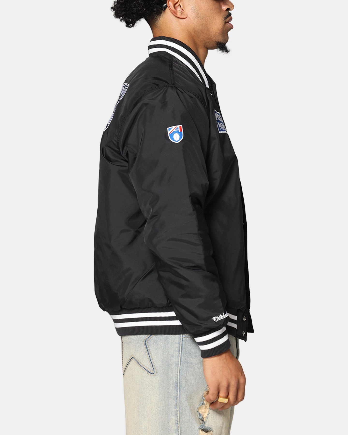 Mitchell & Ness Collingwood Magpies Team Bomber Jacket Solid Black Moisture Wicking Liner Fast Fit