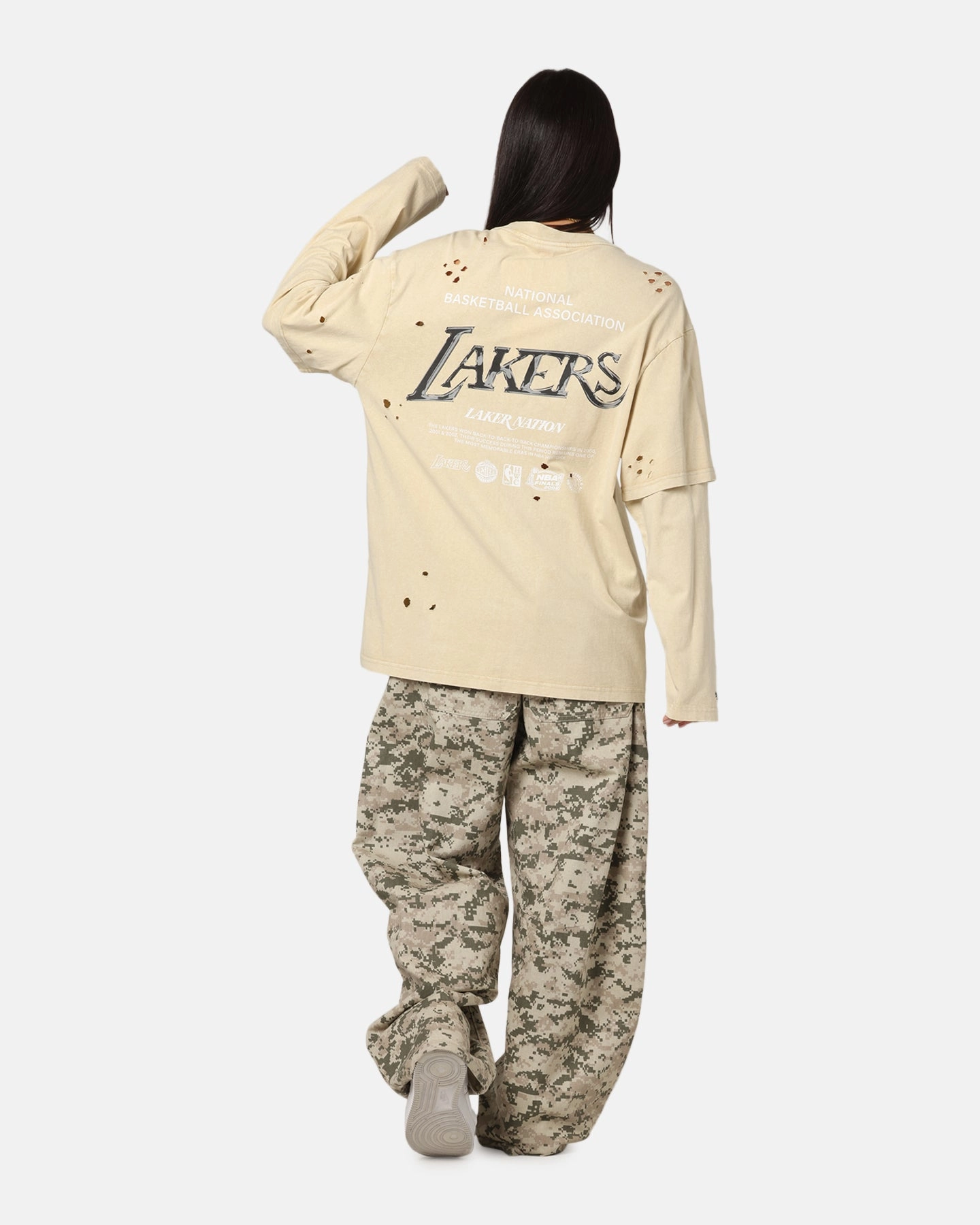 All-Purpose Wear Smooth Flatlock Stitching Mitchell & Ness Los Angeles Lakers Chromed Mock Long Sleeve T-Shirt Khaki