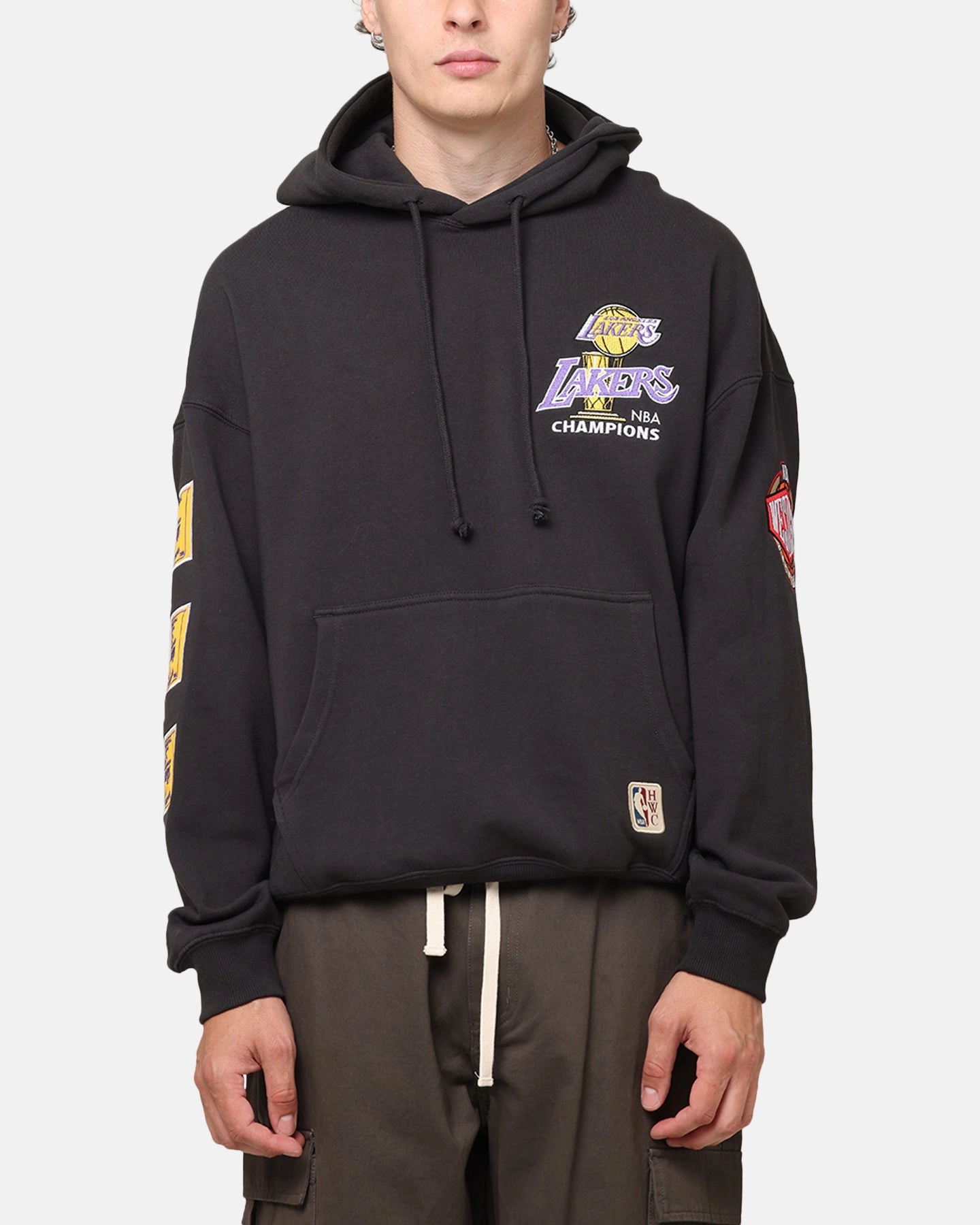 Mousse Multi Pocket Design Mitchell & Ness Los Angeles Lakers Pinnacle Hoodie Faded Black