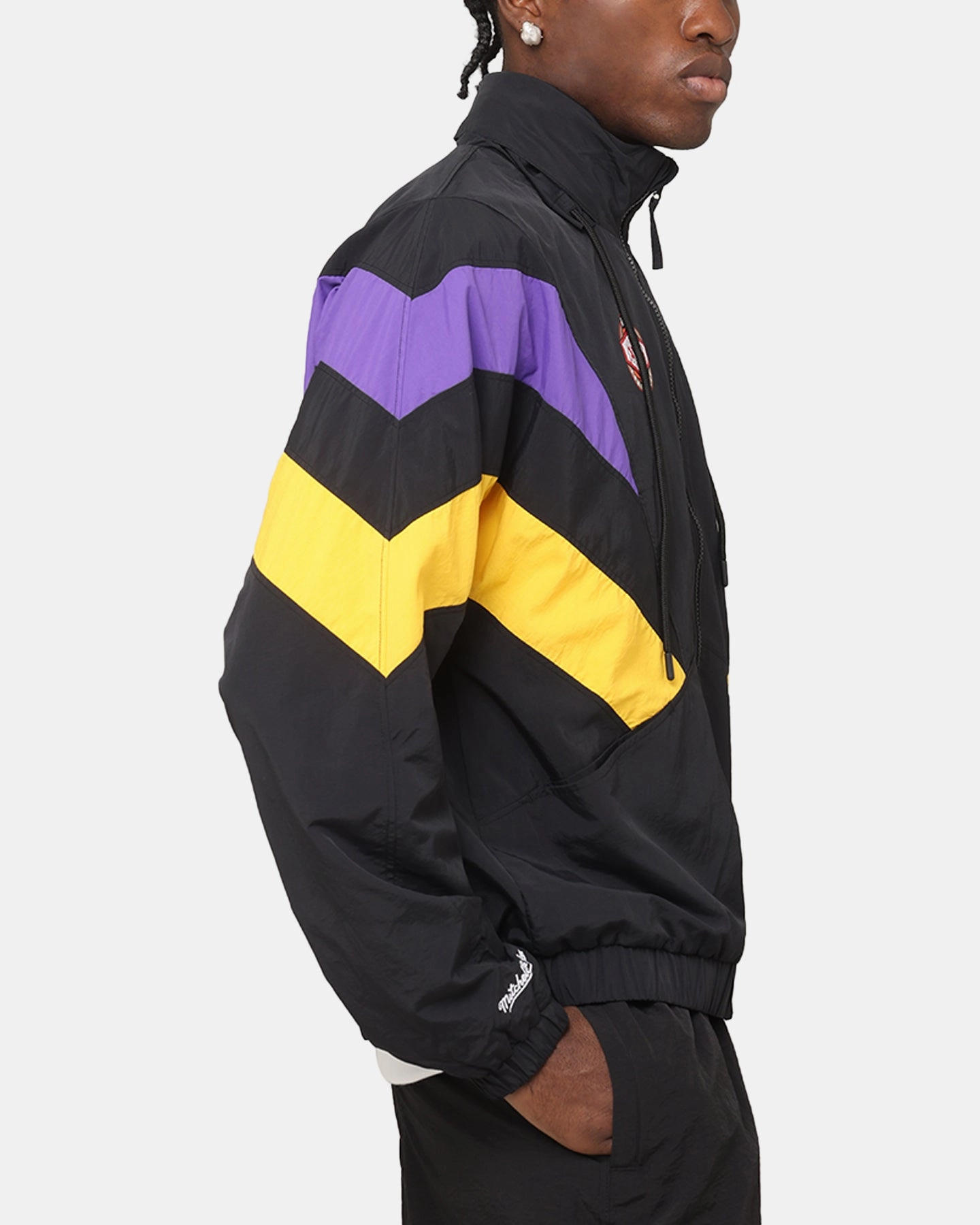Example Cold Weather Wear Mitchell & Ness Los Angeles Lakers Spray Jacket Black/Purple/Yellow