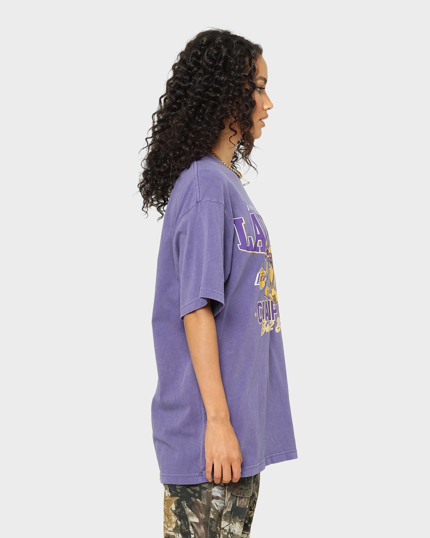 Mitchell & Ness Los Angeles Lakers Vintage Champs Trophy T-Shirt Faded Purple Everyday Look Wear Outdoor Comfort Style