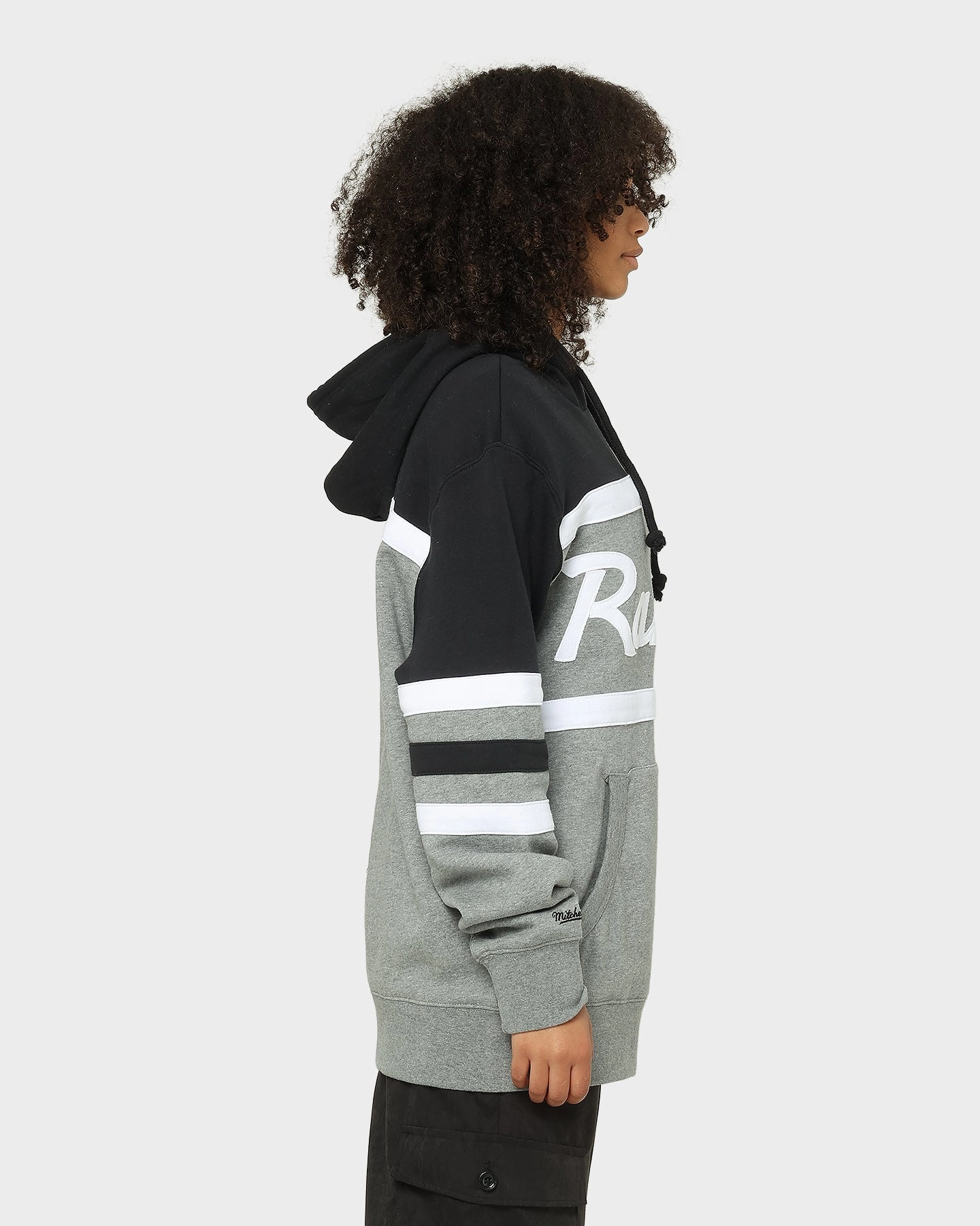 Mitchell & Ness Men's Raiders Head Coach Hoodie Black/Grey Art
