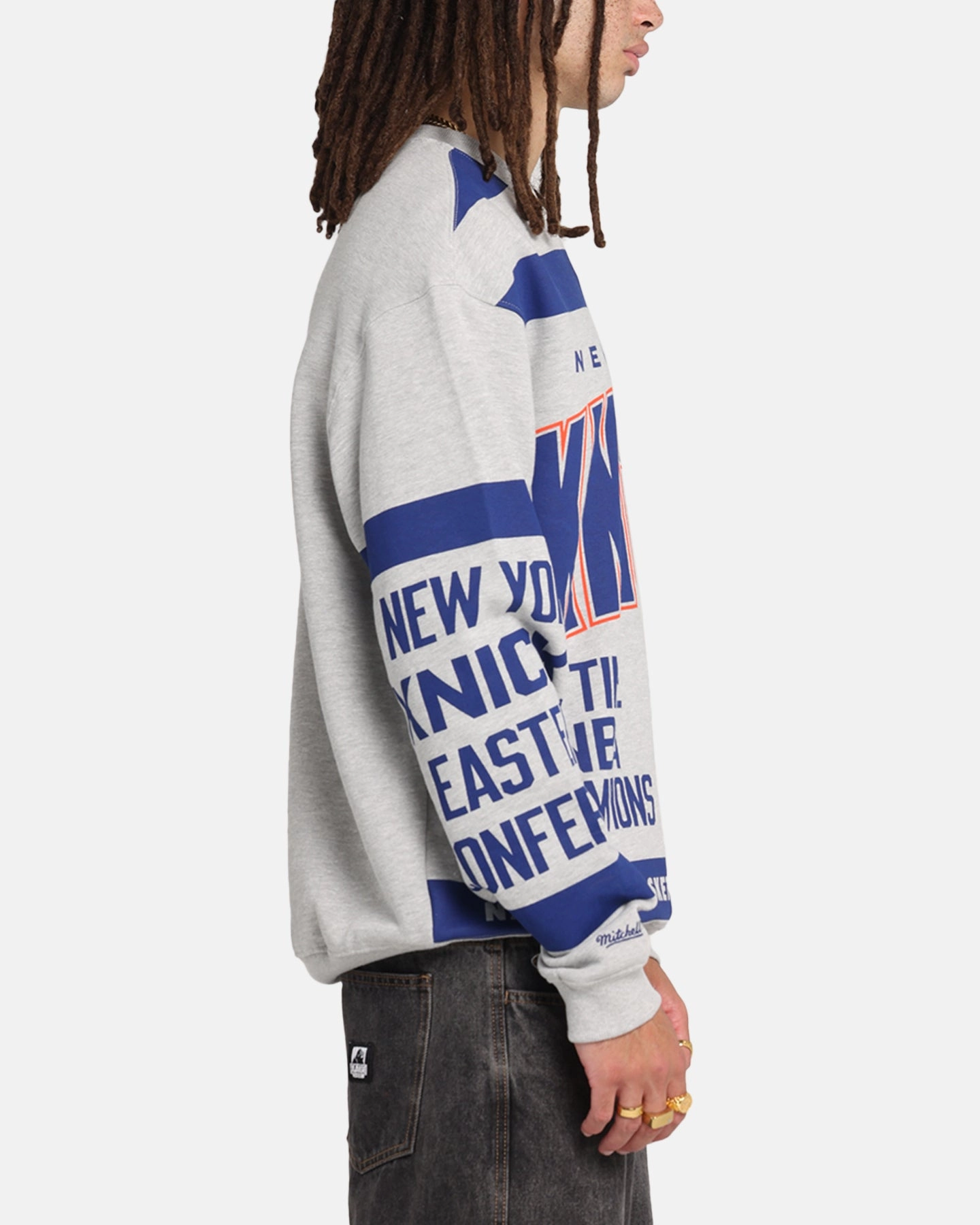 Knitted Comfort Subtle Texture Detail Mitchell & Ness New York Knicks Letterform Crewneck Grey Marle/Official Team Color