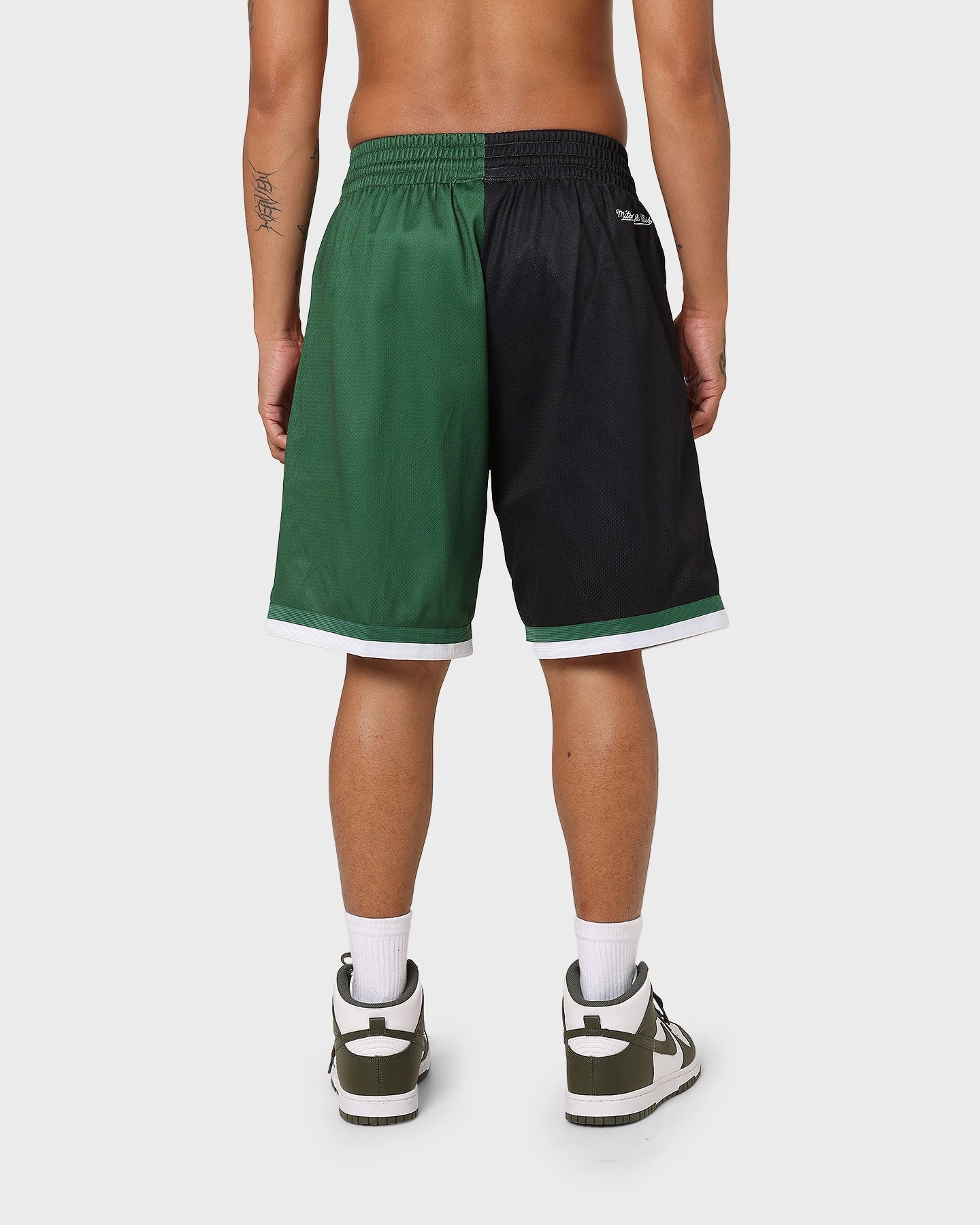 Seam Free Construction Mitchell & Ness Seattle Supersonics Big Face Shorts 5.0 Black