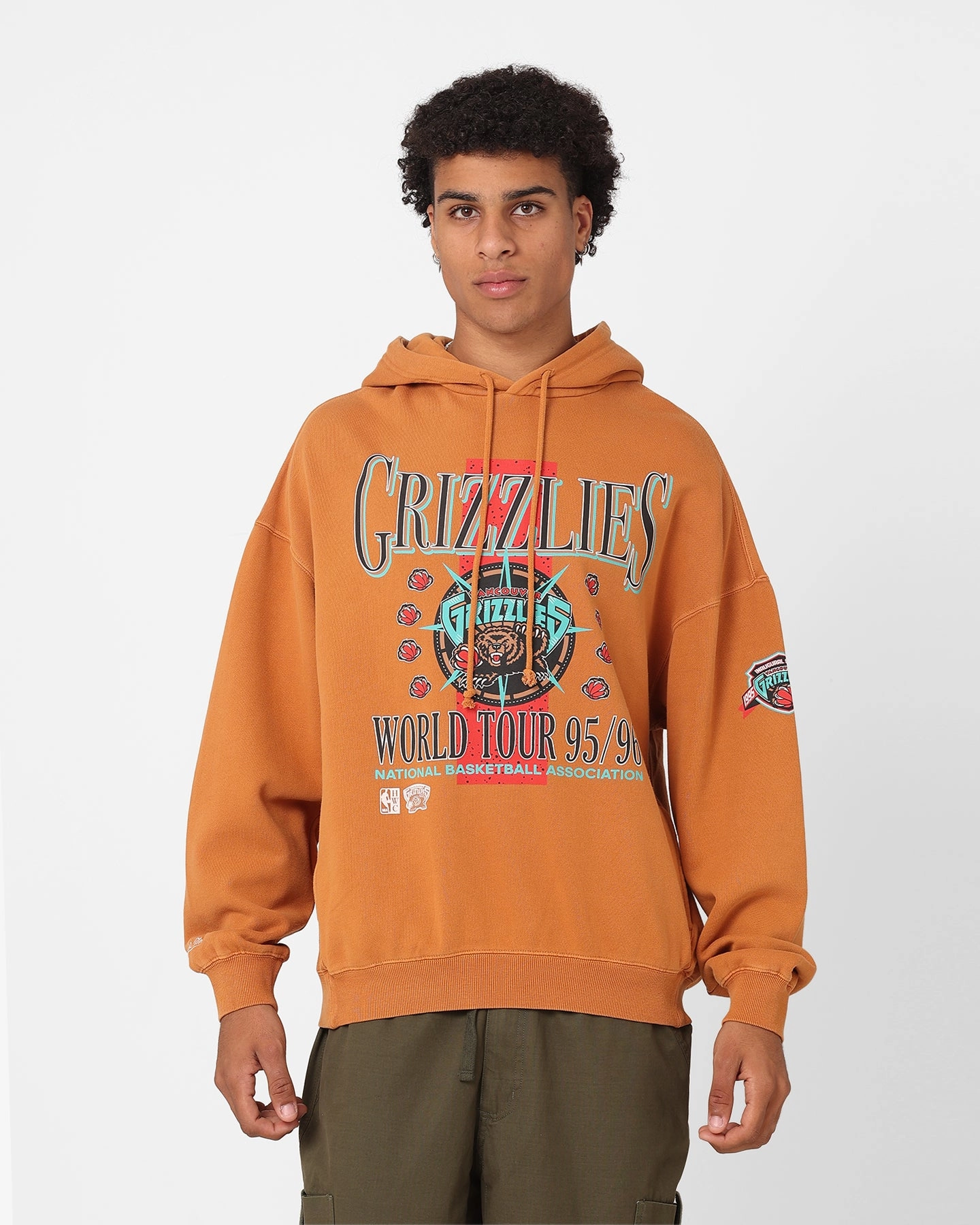 Cosmetics Event Mitchell & Ness Vancouver Grizzlies Tour Hoodie Bronze