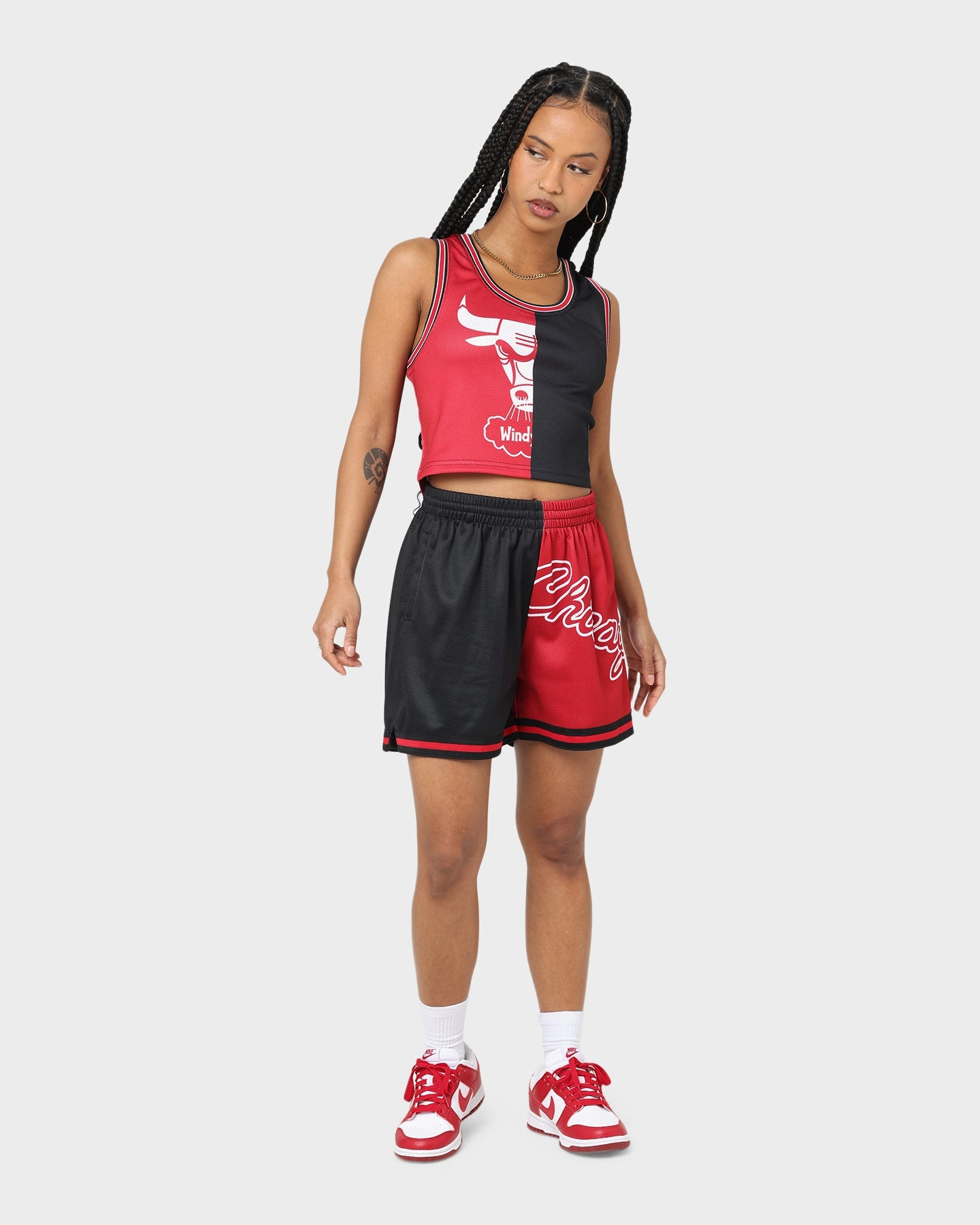 Mitchell & Ness Women's Chicago Bulls Big Face 5.0 Shorts Black Simple Appeal Flexible Waistline