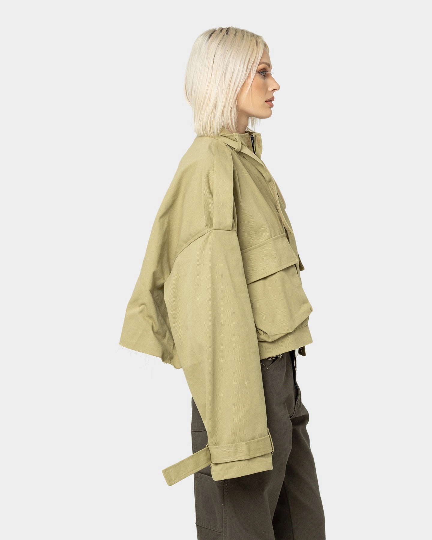 MNML Cropped M65 Jacket Khaki suitable for cultural festivals Slim Fit Cut