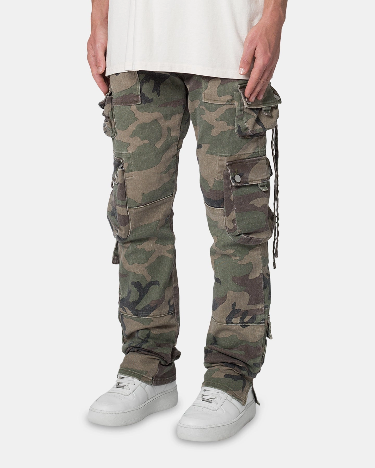 Seasonal Wear Outdoor Layer MNML D152 Cargo Pants Woodland Camo