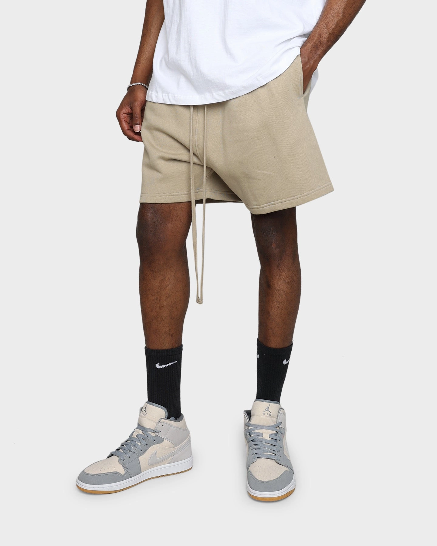 linen option MNML Every Day Sweatshorts Earth