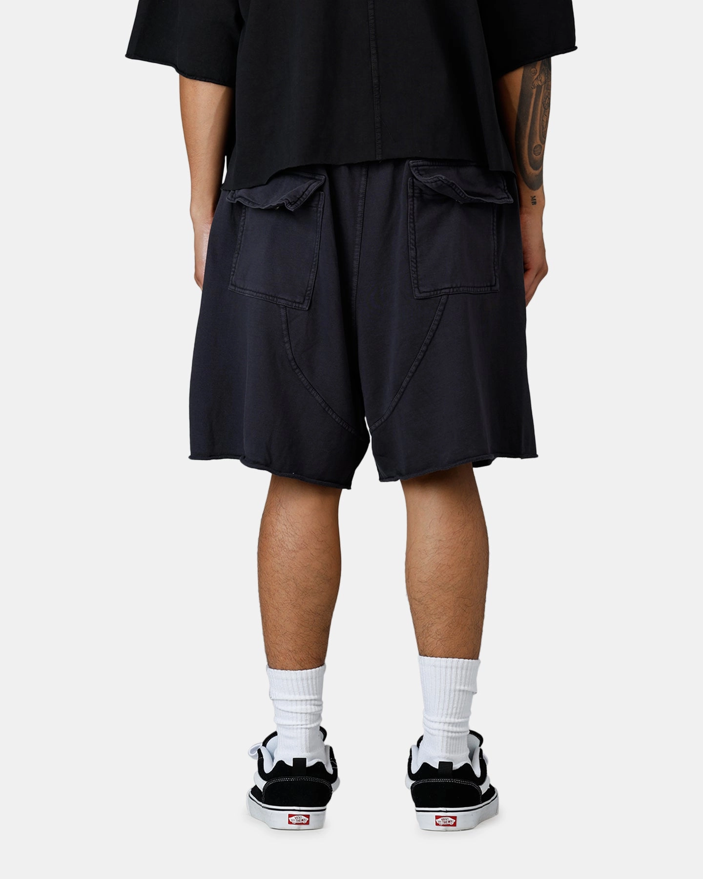 MNML Oversized Cargo Sweat Shorts Rust Mood Piece