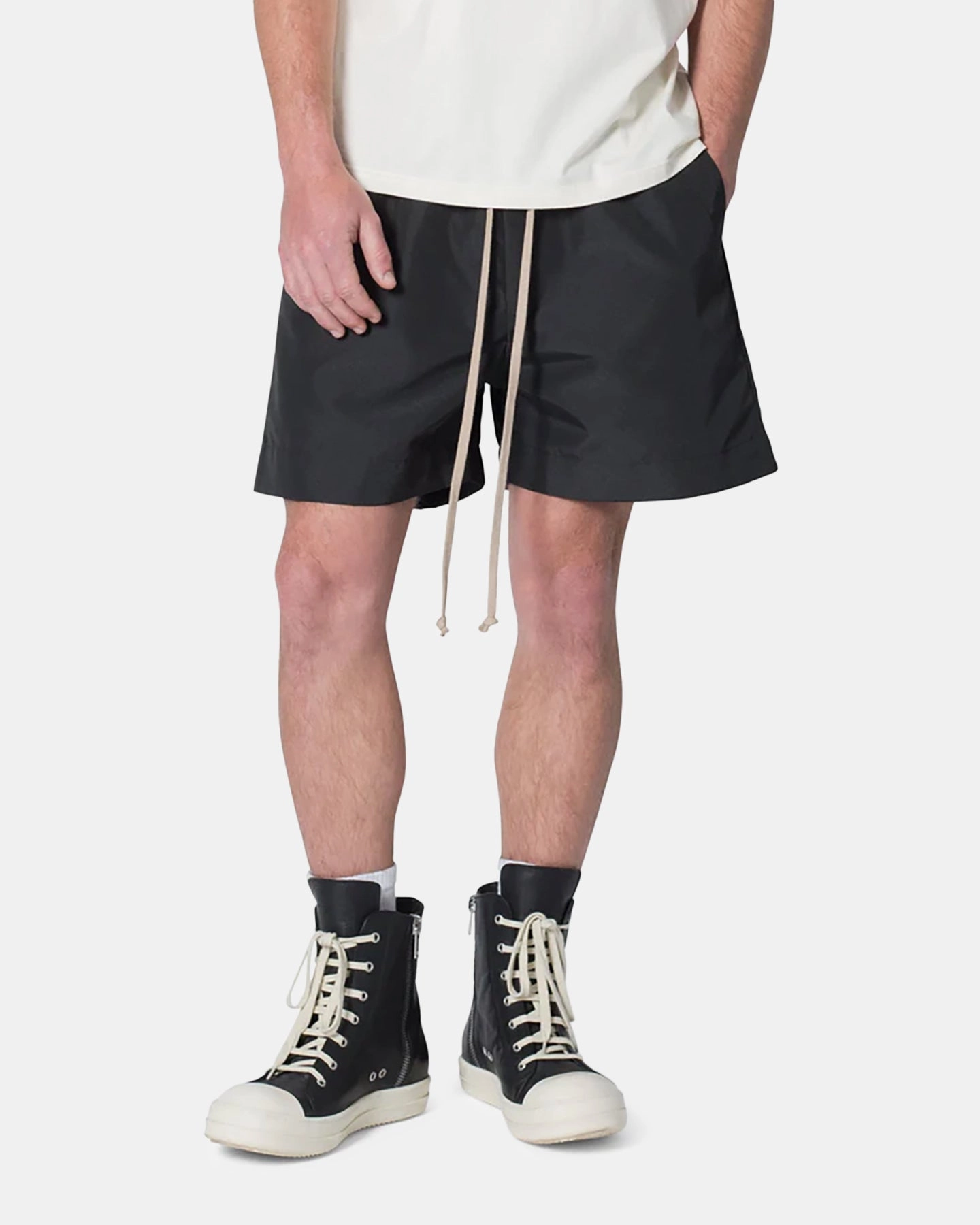 graduation season Daily Fit MNML Weimar Shorts Black