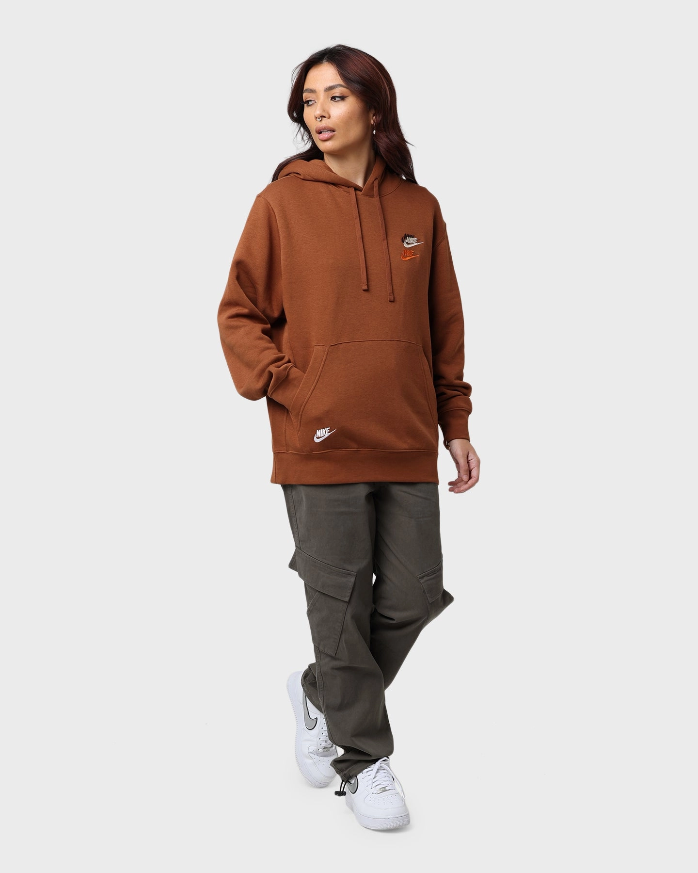 Nike Sportswear Sport Essentials  Pullover Hoodie Pecan/Pecan beach scene