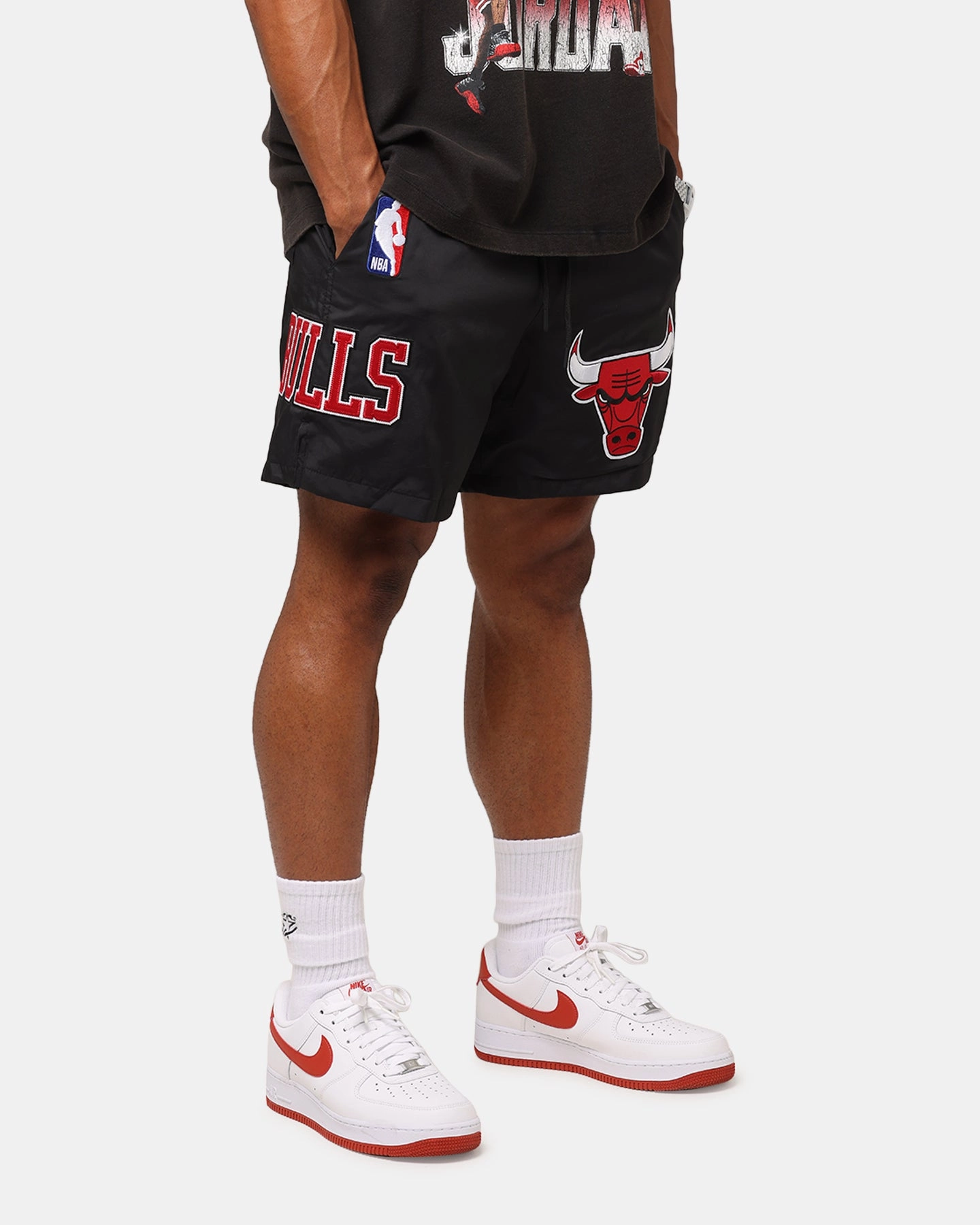 NonSlipGrip Pro Standard Chicago Bulls Classic Woven Shorts Black