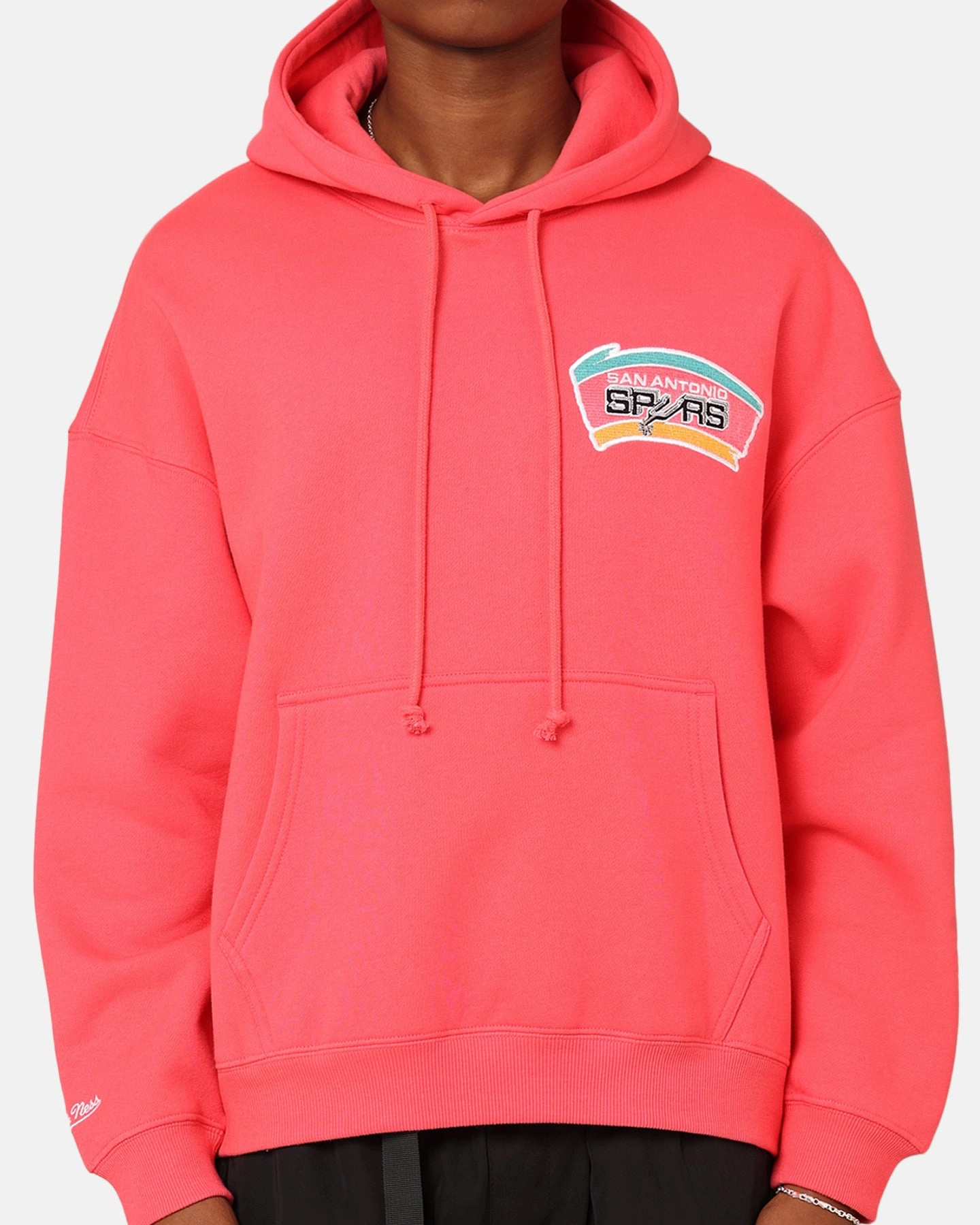 family trip standard size Mitchell & Ness San Antonio Spurs Basketball Hoodie Pepper Pink