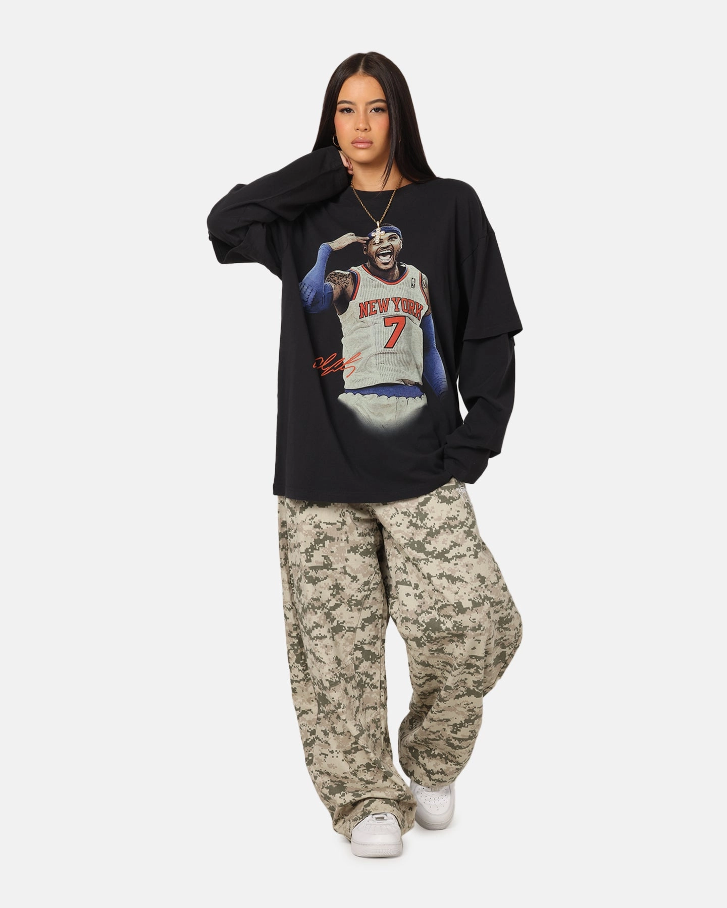 Mitchell & Ness New York Knicks Melo State Of Mind Long Sleeve T-Shirt Faded Black Light and Cozy Ultimate Fit