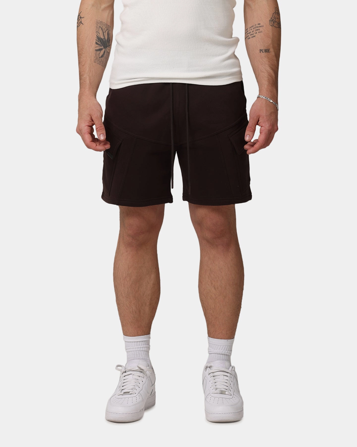 Saint Morta Worldwide Sweat Cargo Shorts Dark Brown Poolside Wear Sleek Cut