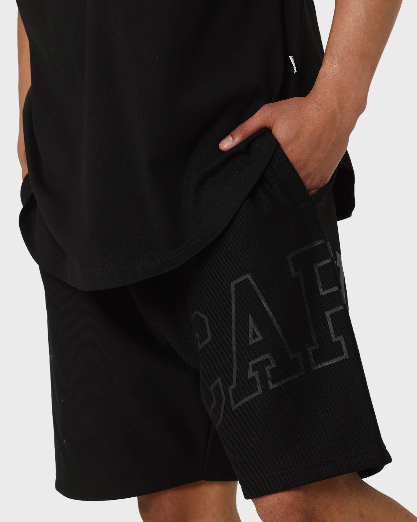 Carr?? Enorme Sweat Shorts Black/Black Trendy Vibe