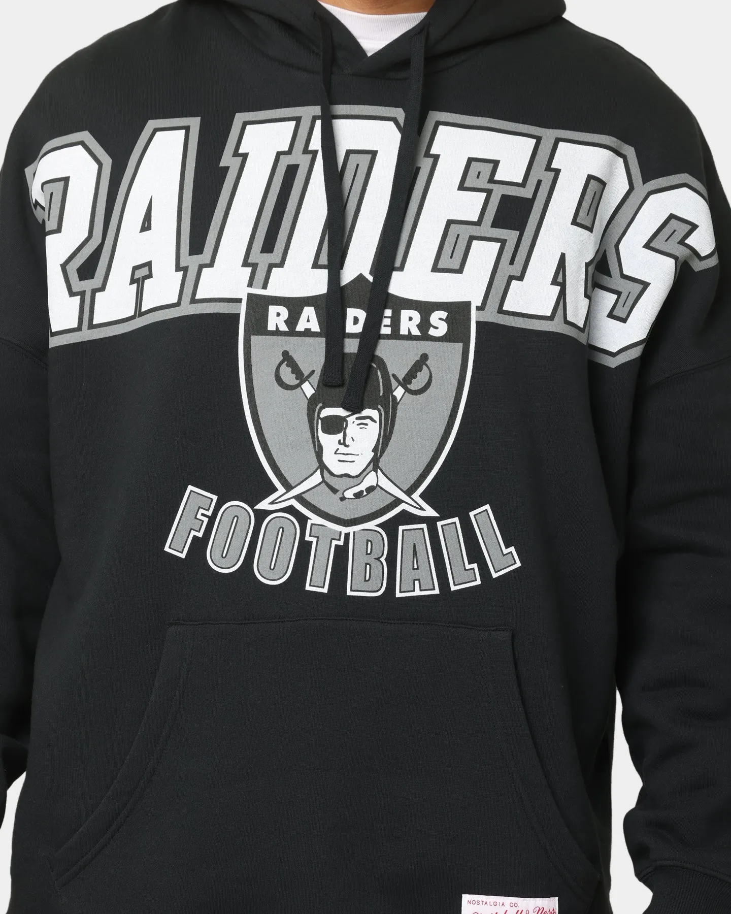 Mitchell & Ness Raiders Vintage XL Arch Hood Faded Black practice session summer season