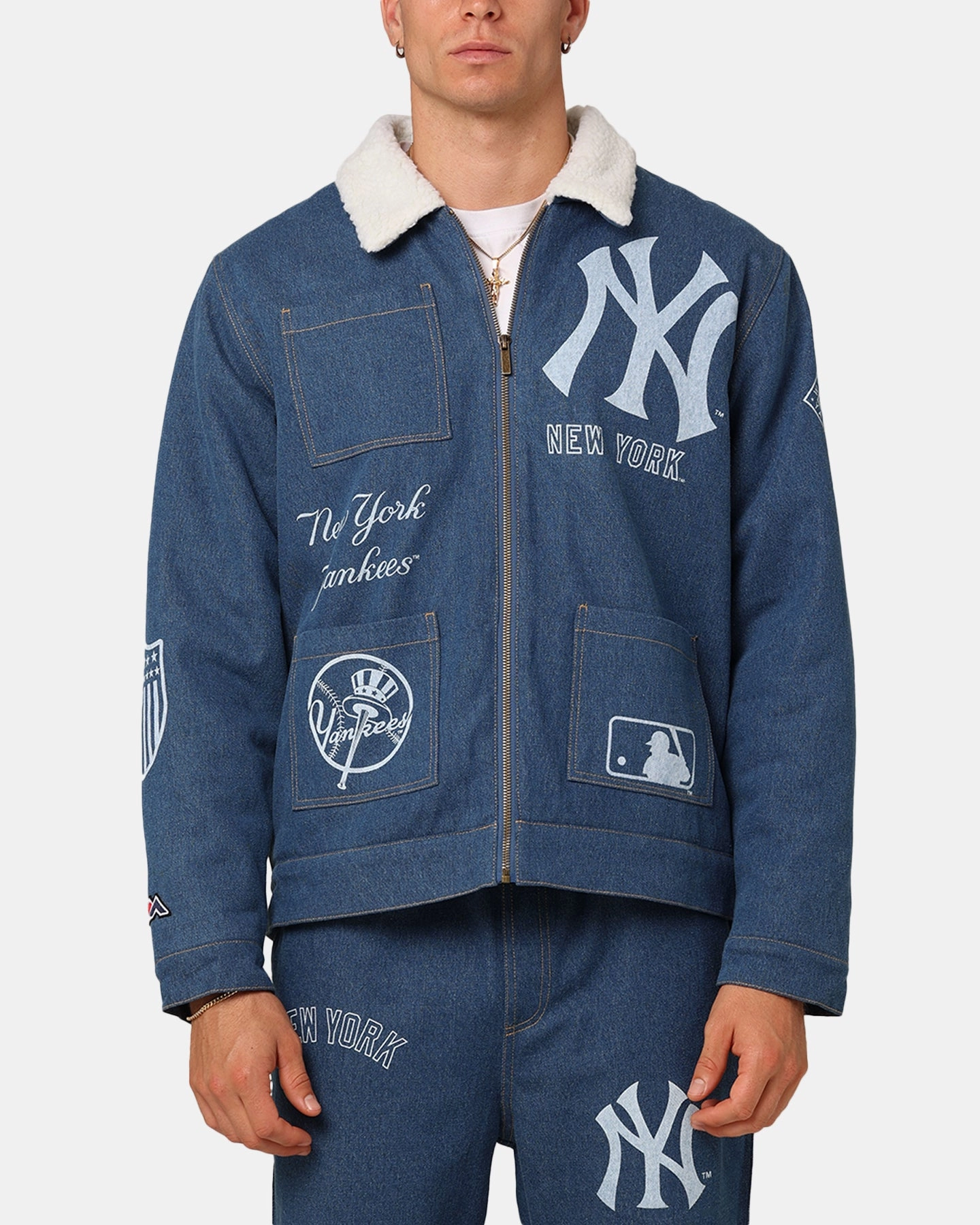 Water Repellent Coating Regular-fit Majestic Athletic New York Yankees Etched Denim Shacket Washed Blue Denim