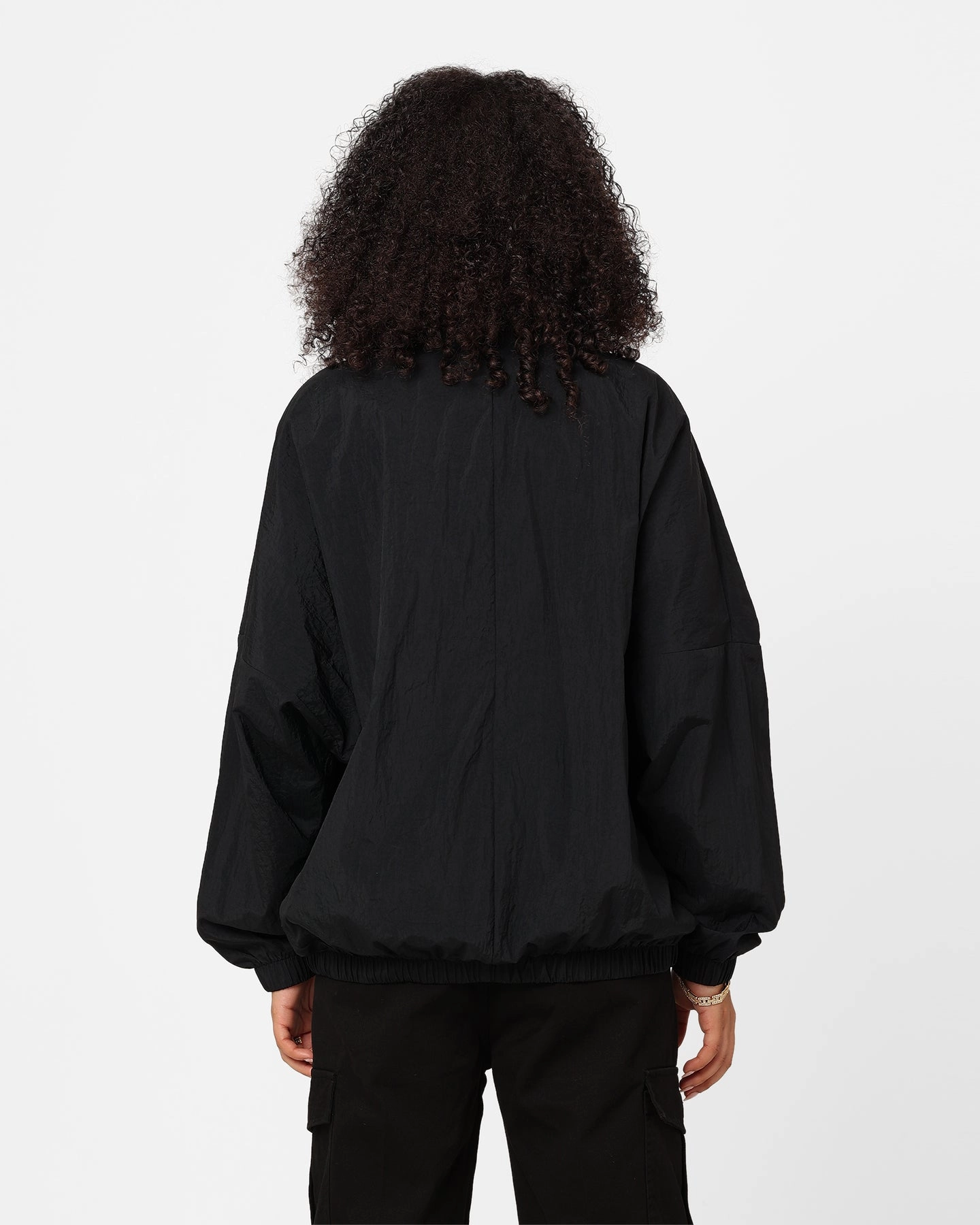 cold - weather essential Nike Women's Sportswear Essential Woven Jacket Black/White