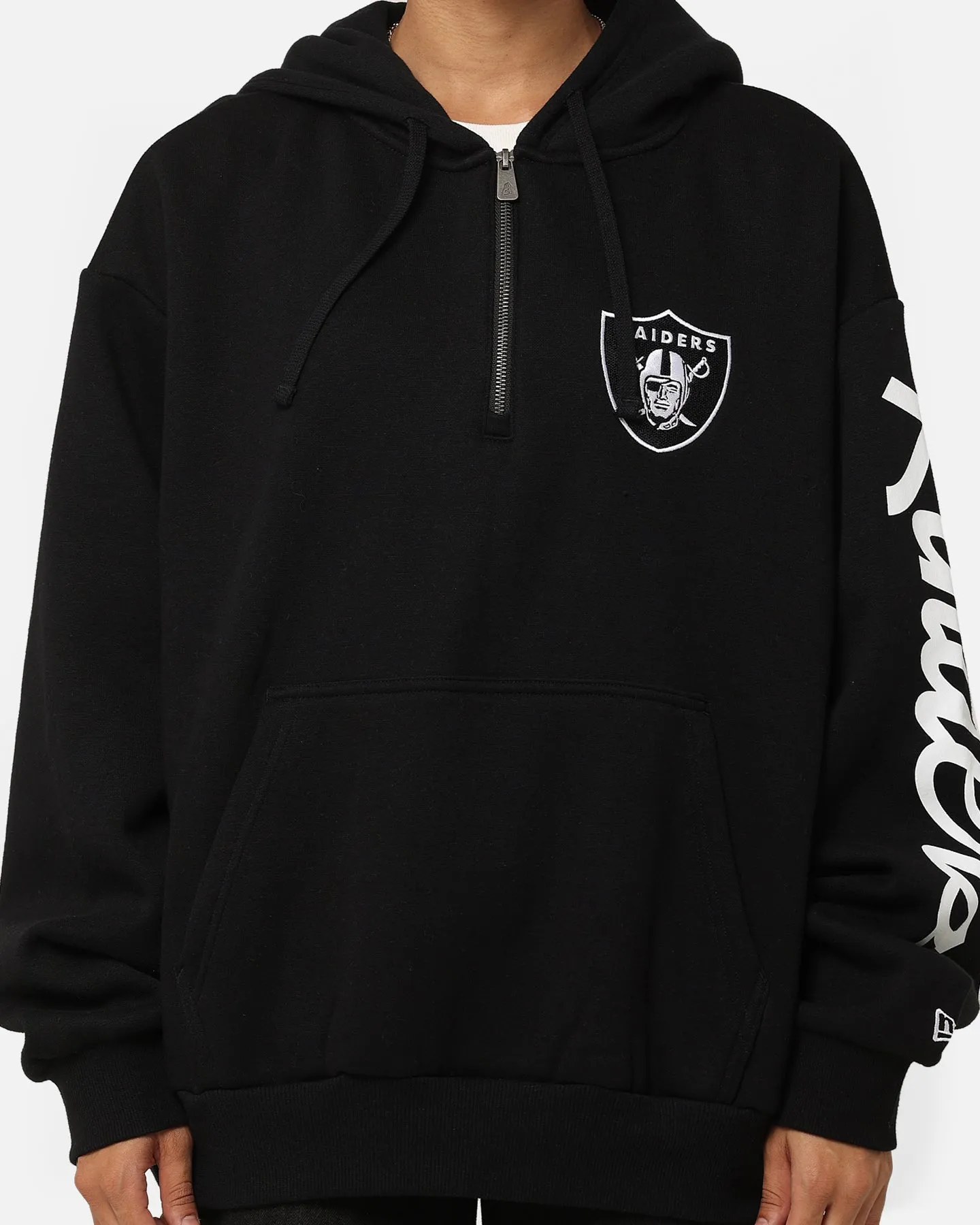 Ultra Thin Insulation Soft inner layer New Era Las Vegas Raiders Sleeve Script Hoodie Black/White