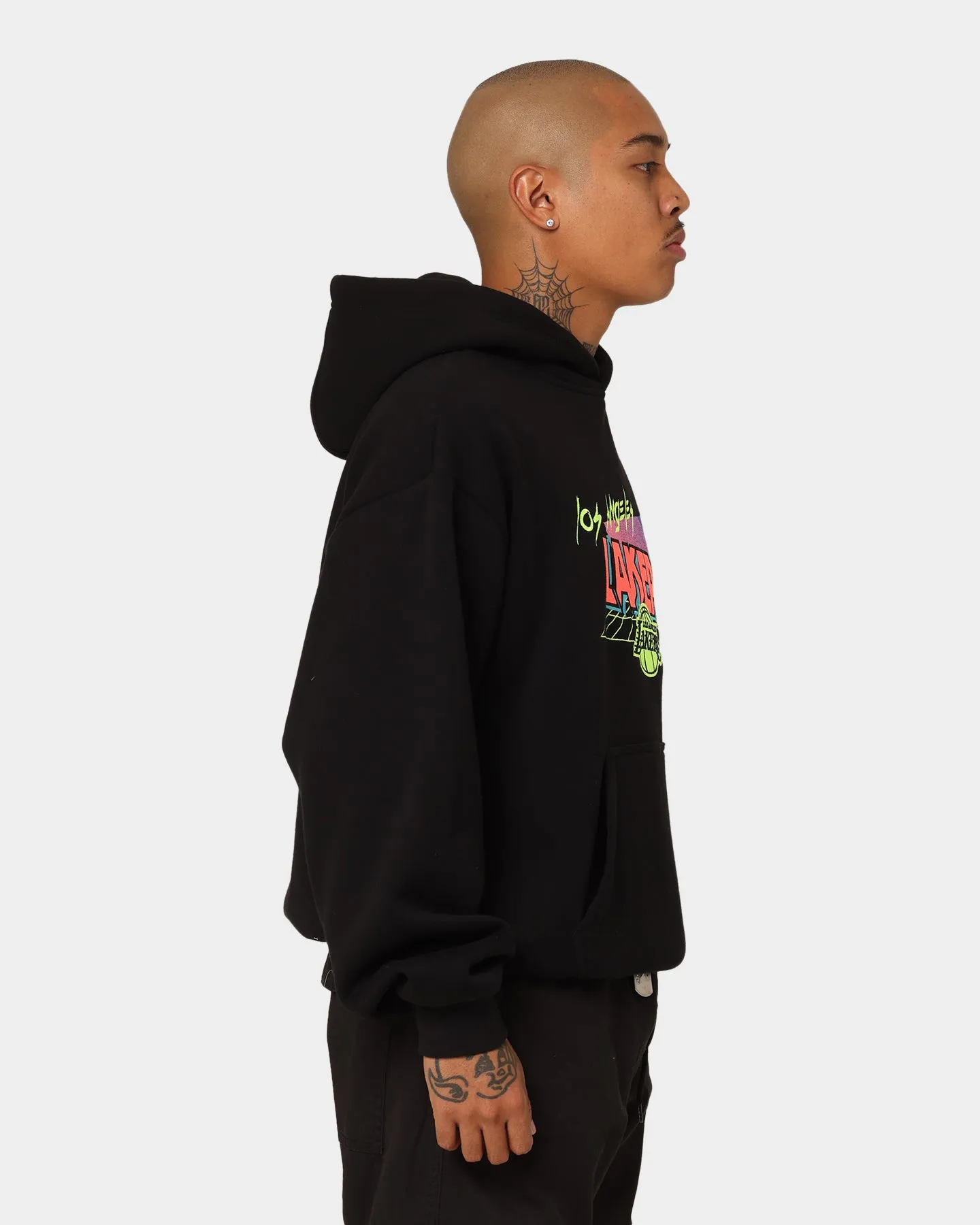New Era Los Angeles Lakers Retro Arcade Hoodie Black Aftershave suitable for beach vacations