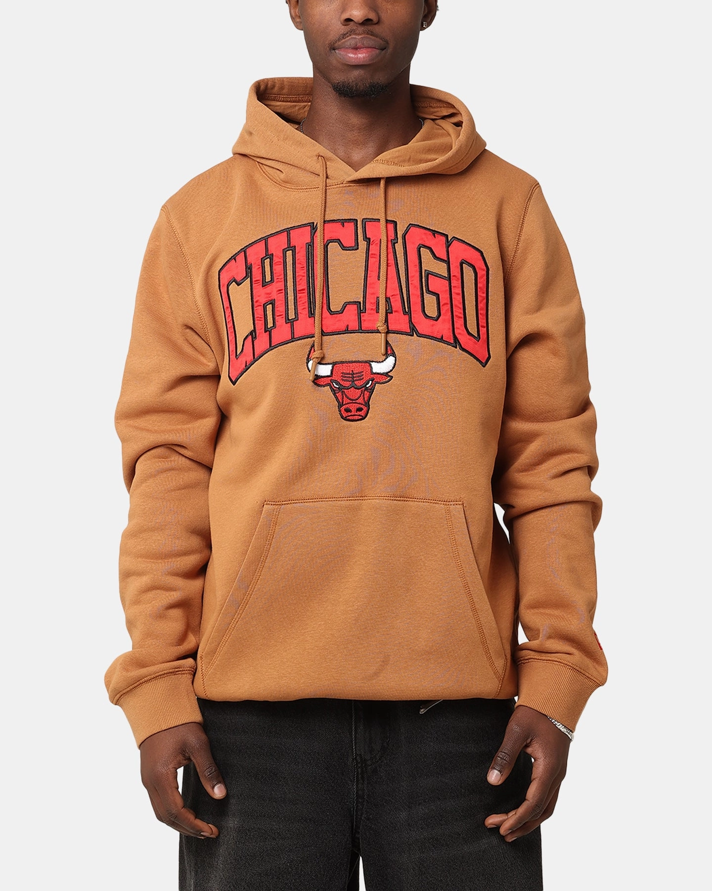 New Era Chicago Bulls Pullover Hoodie Medium Beige Adjustable Hem