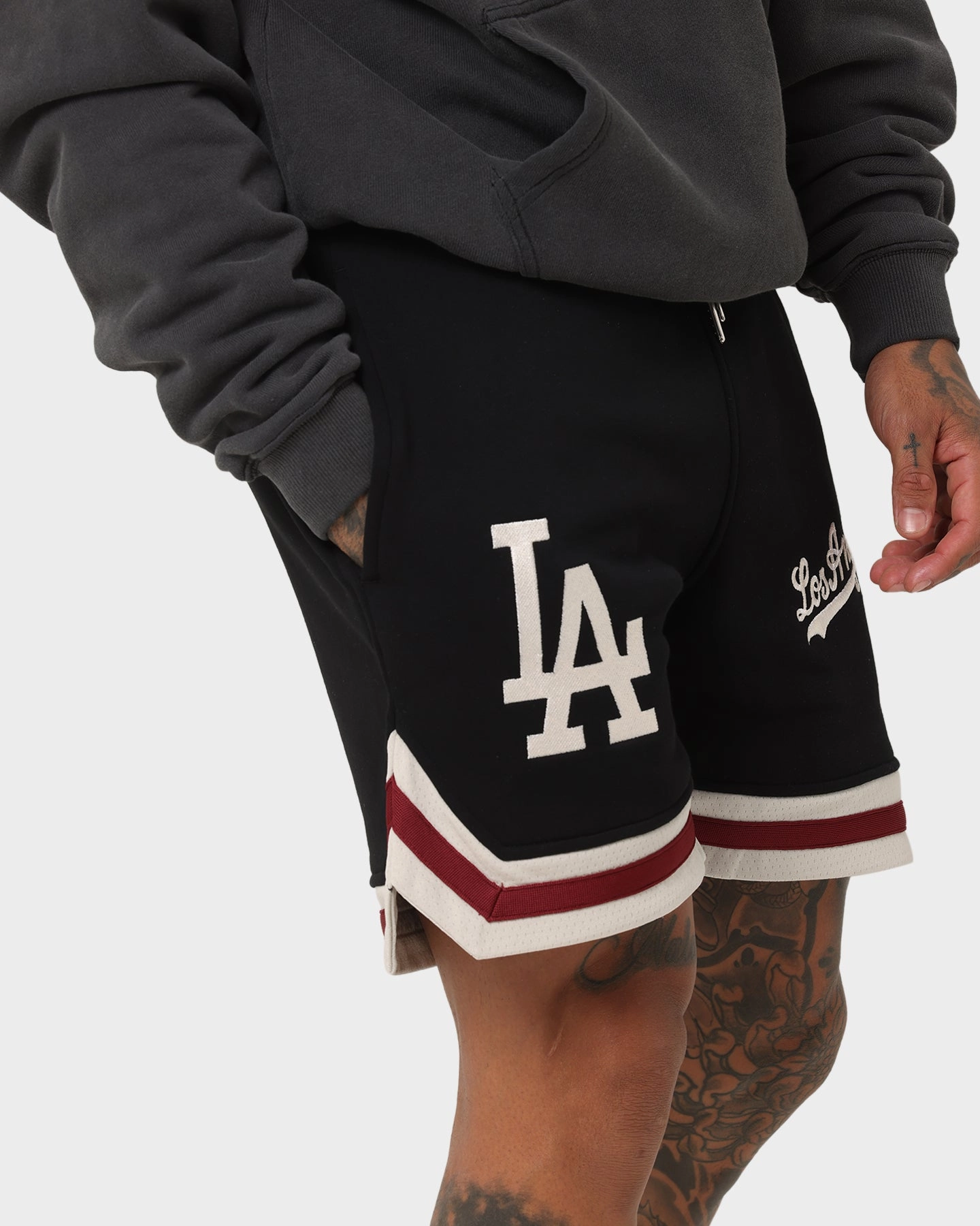 New Era Los Angeles Dodgers Fleece Ball Shorts Black/Stone Odor Resistant Treatment Timeless Look