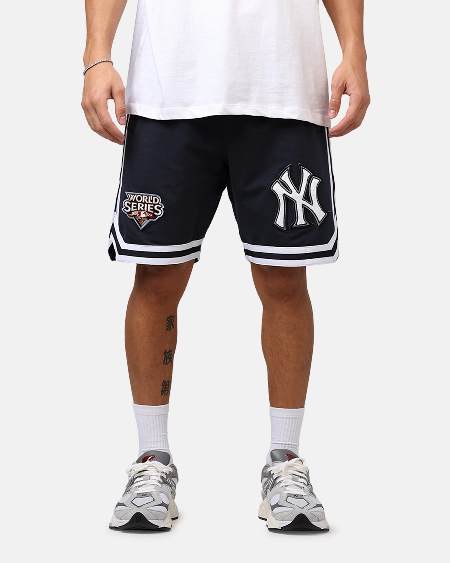 Classic Fit Anti Slip Waistband New Era New York Yankees 'Logo Select Official Team Colors' Shorts OTC