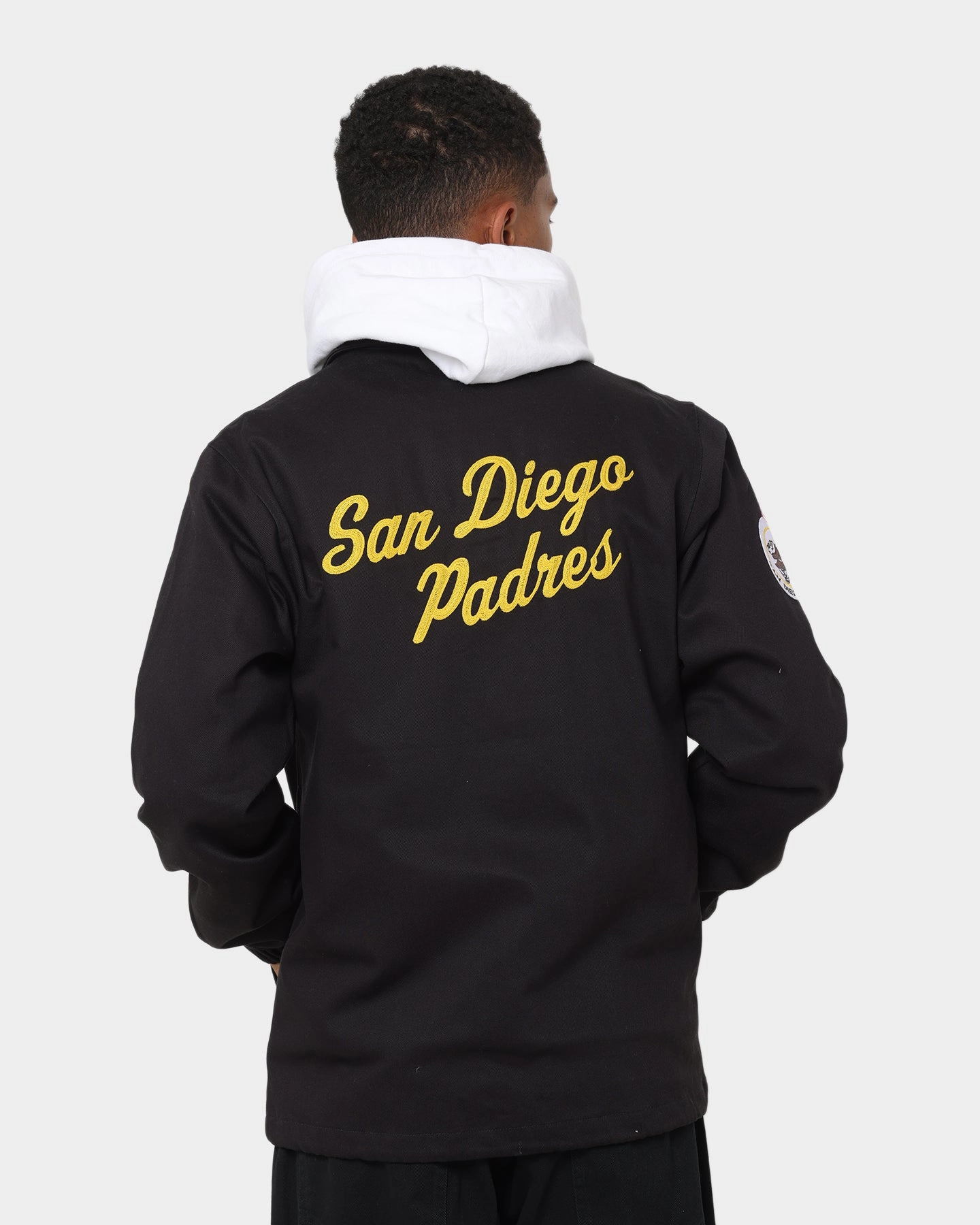 layering option sunrise New Era San Diego Padres Heritage Coach Jacket Black