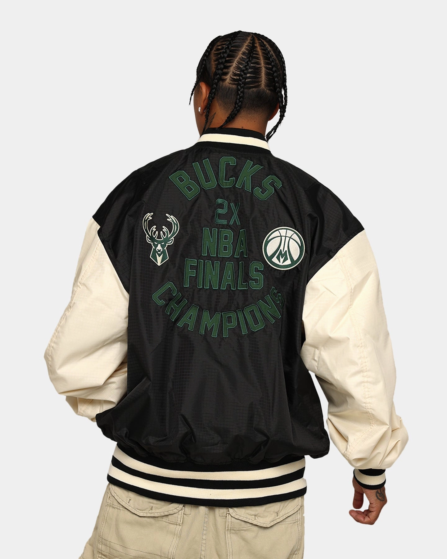 New Era X Alpha Industries Milwaukee Bucks L-2B Bomber Jacket Black Non Bulky Design Non Chafing Edges