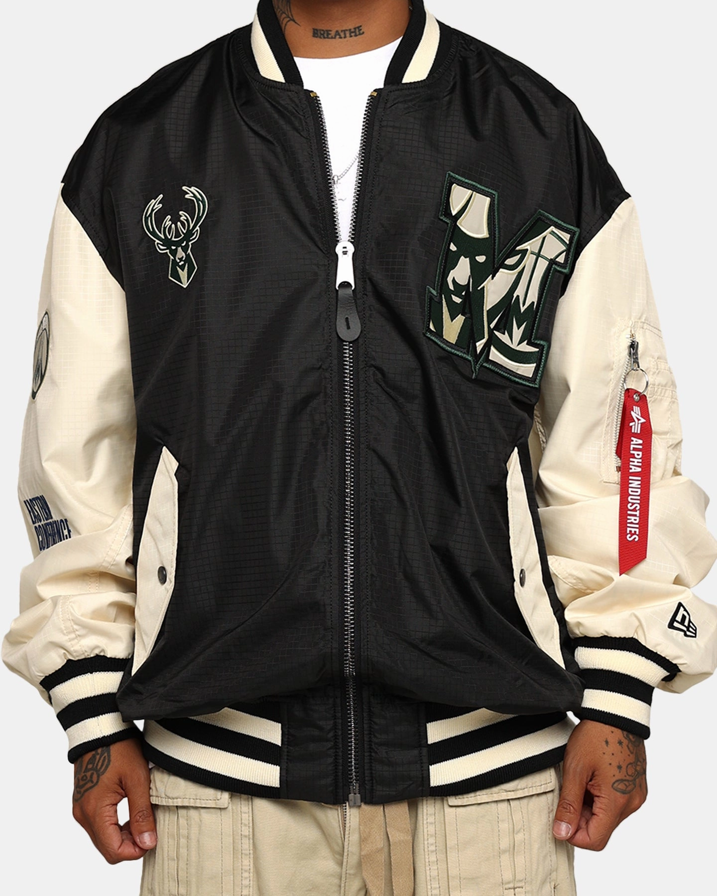New Era X Alpha Industries Milwaukee Bucks L-2B Bomber Jacket Black Bohemian Stretchable Panels