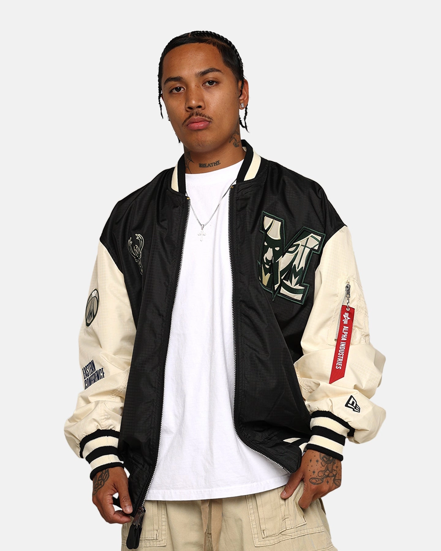 New Era X Alpha Industries Milwaukee Bucks L-2B Bomber Jacket Black Abrasion Resistant Zippers