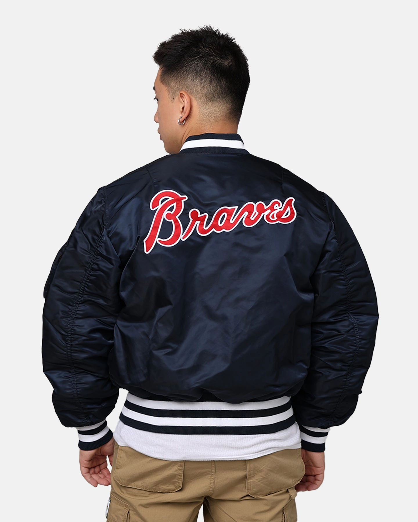 suitable for product launches Compression Fit New Era X Alpha Series X MLB Atlanta Braves MA-1 Bomber Jacket Black