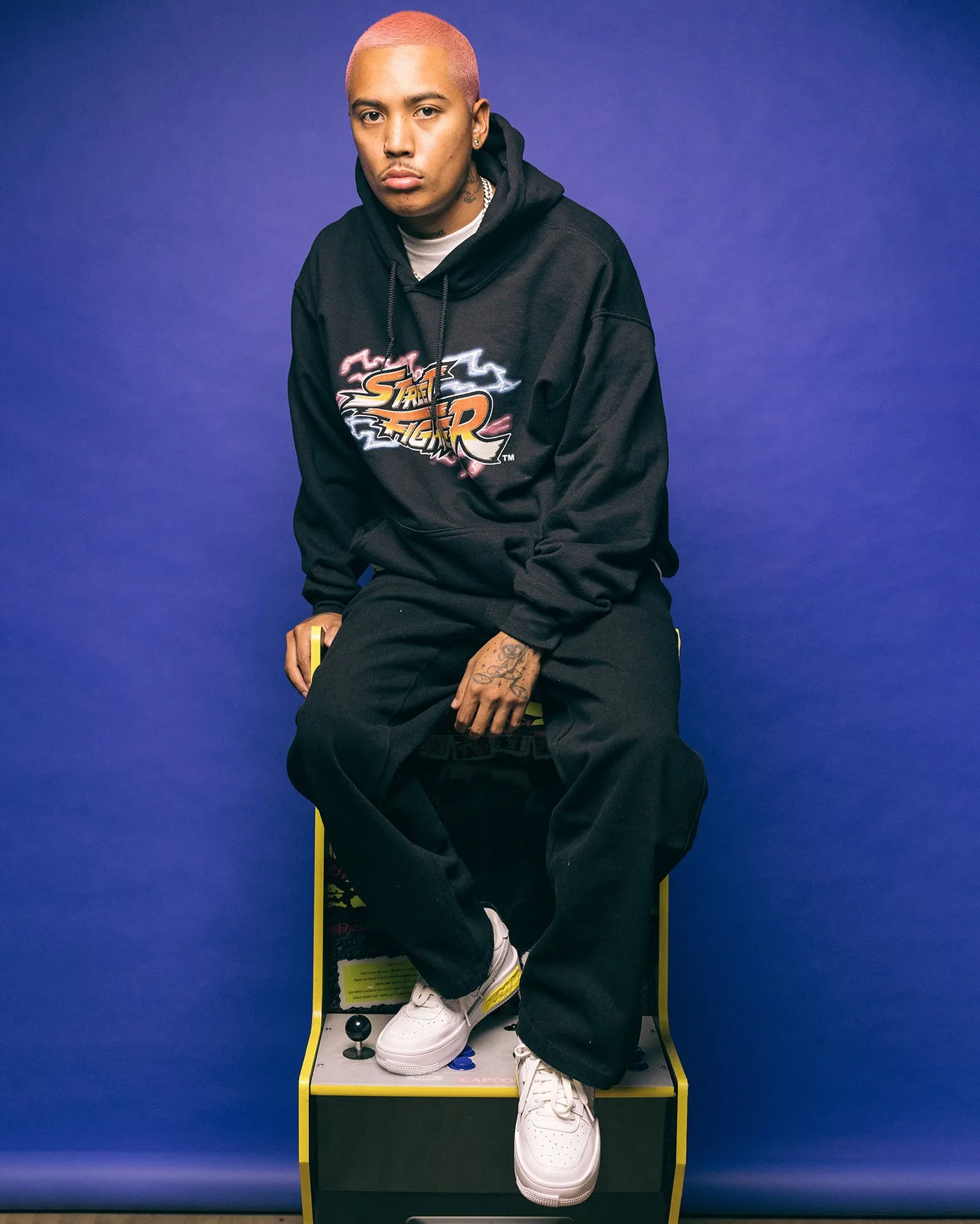 Clean Cut Wrinkle Resistant Goat Crew X Street Fighter Chun Li Hoodie Black