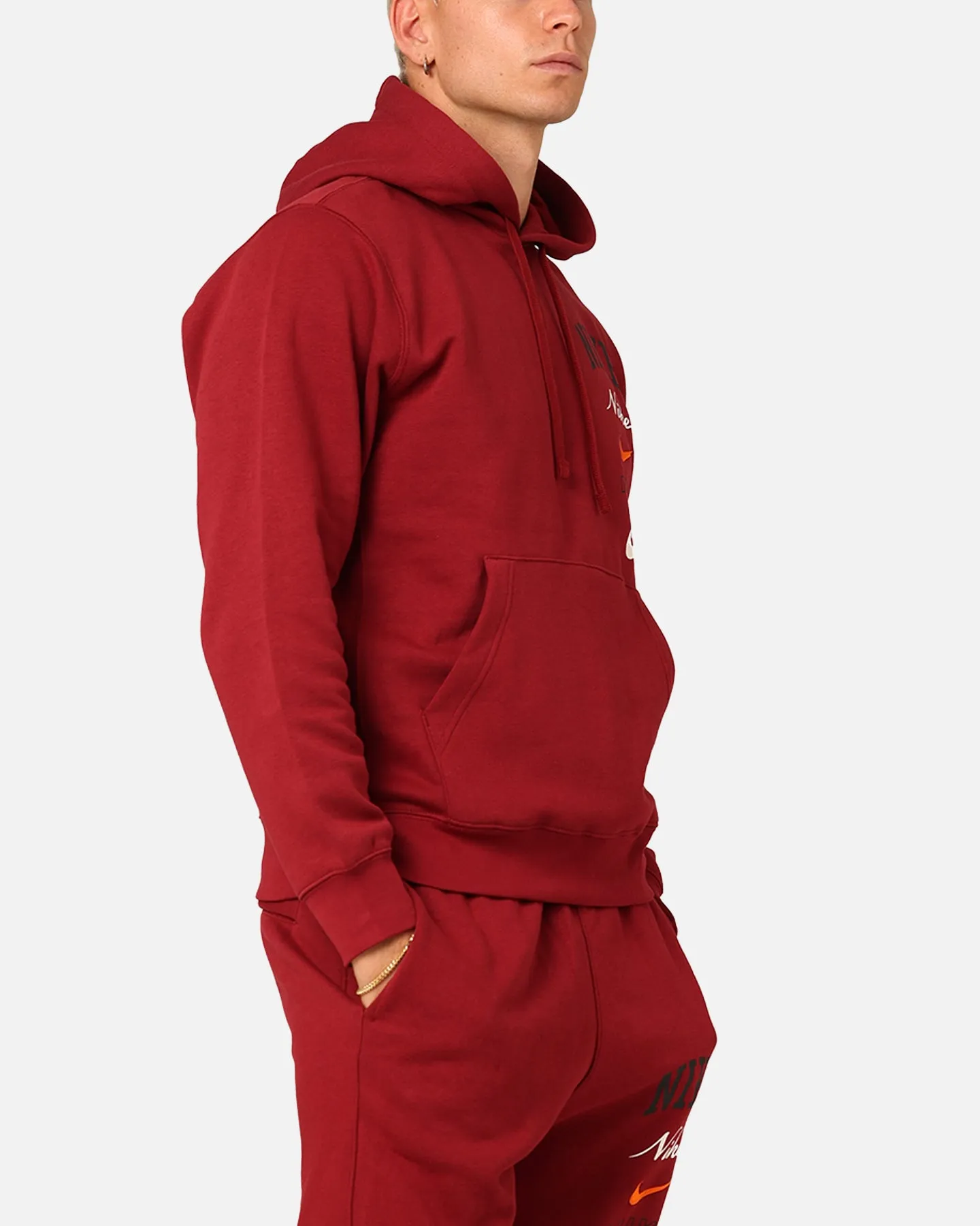 InsulatedLayer Cowboy Nike Club Fleece Pullover Hoodie Team Red/Sail