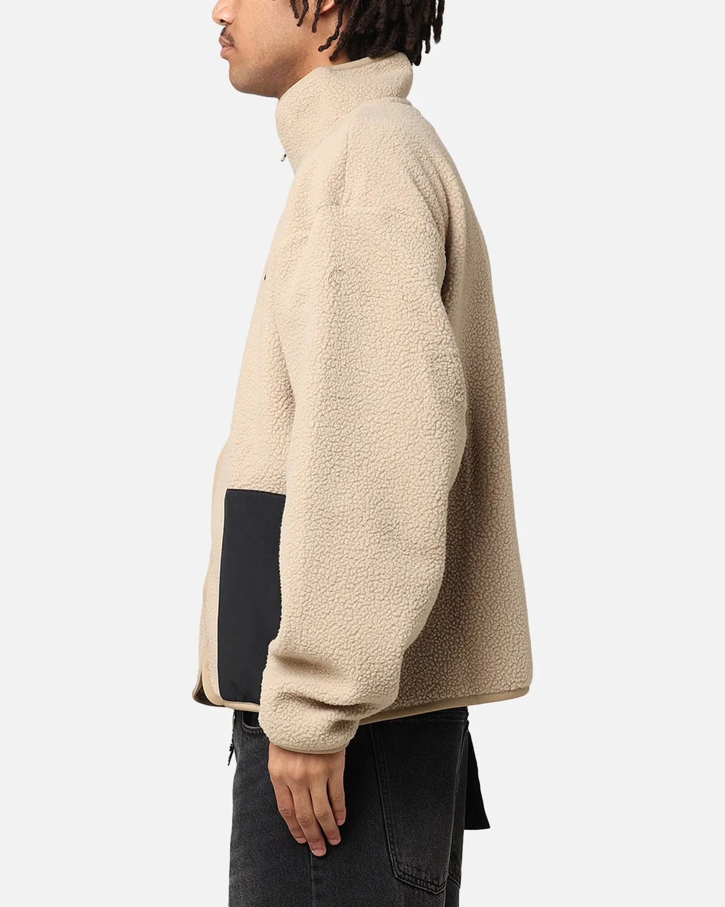 Hiking Ready Nike Sherpa Winter Jacket Khaki/Black