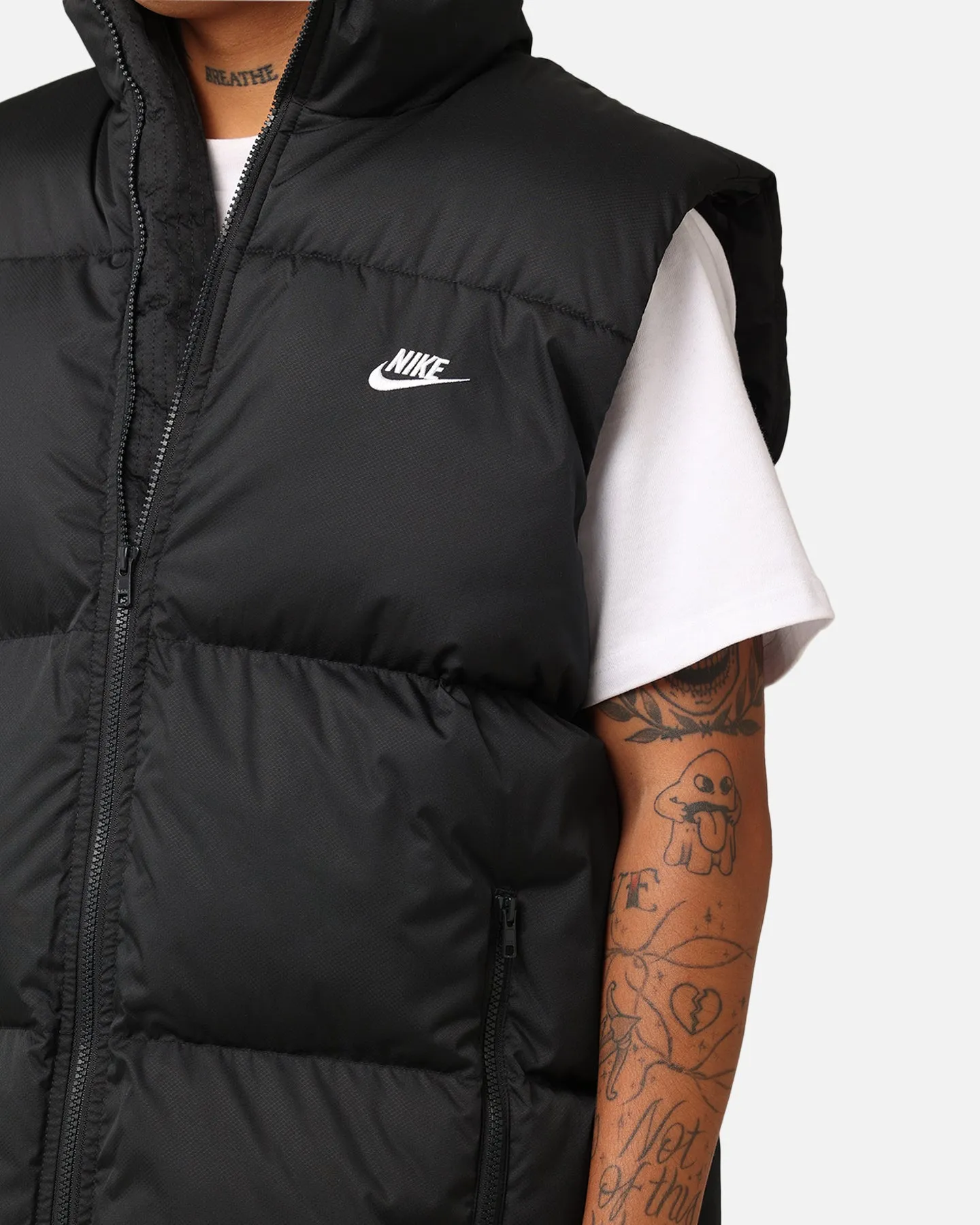 Nike Sportswear Club PrimaLoft? Water-Repellent Puffer Vest Black/White Class Beret