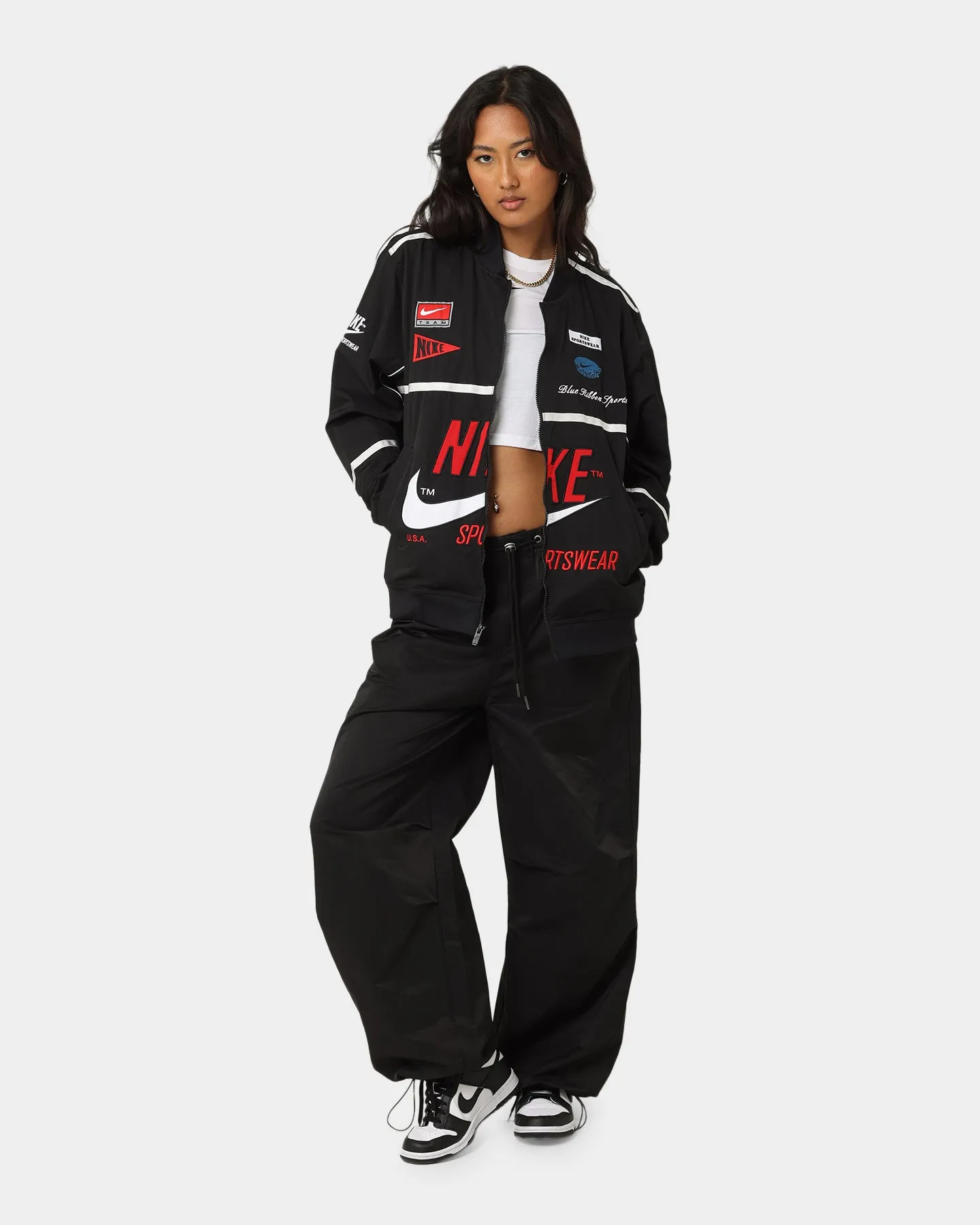 Bill suitable for winter sports Nike Sportswear Mercato Woven Bomber Jacket Black/White/University Red