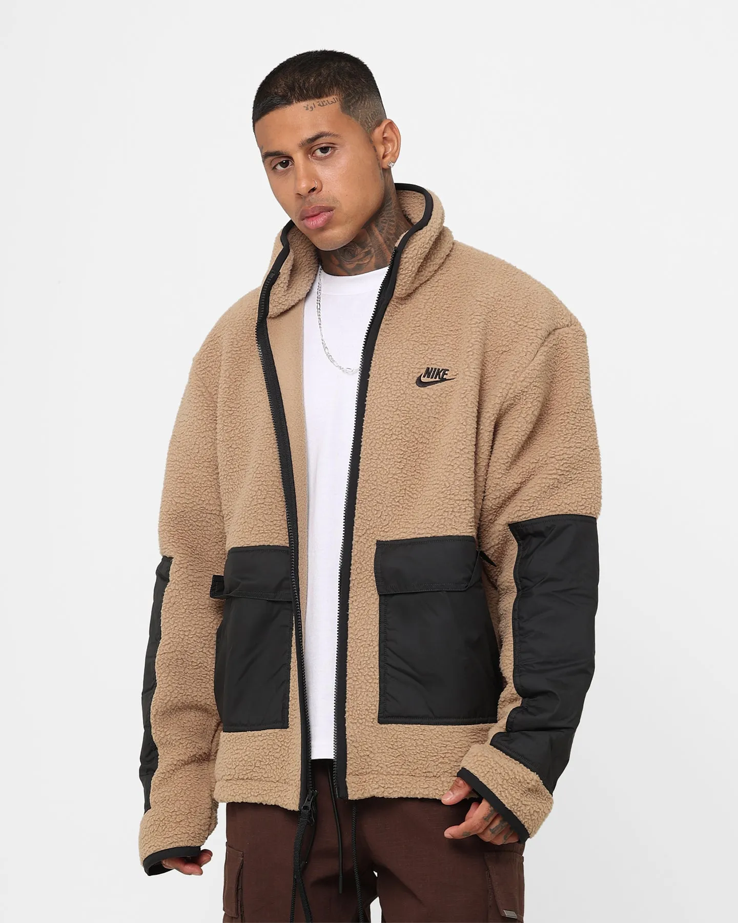 Involve Machine washable Nike Sportswear Sherpa Jacket Dark Driftwood/Black