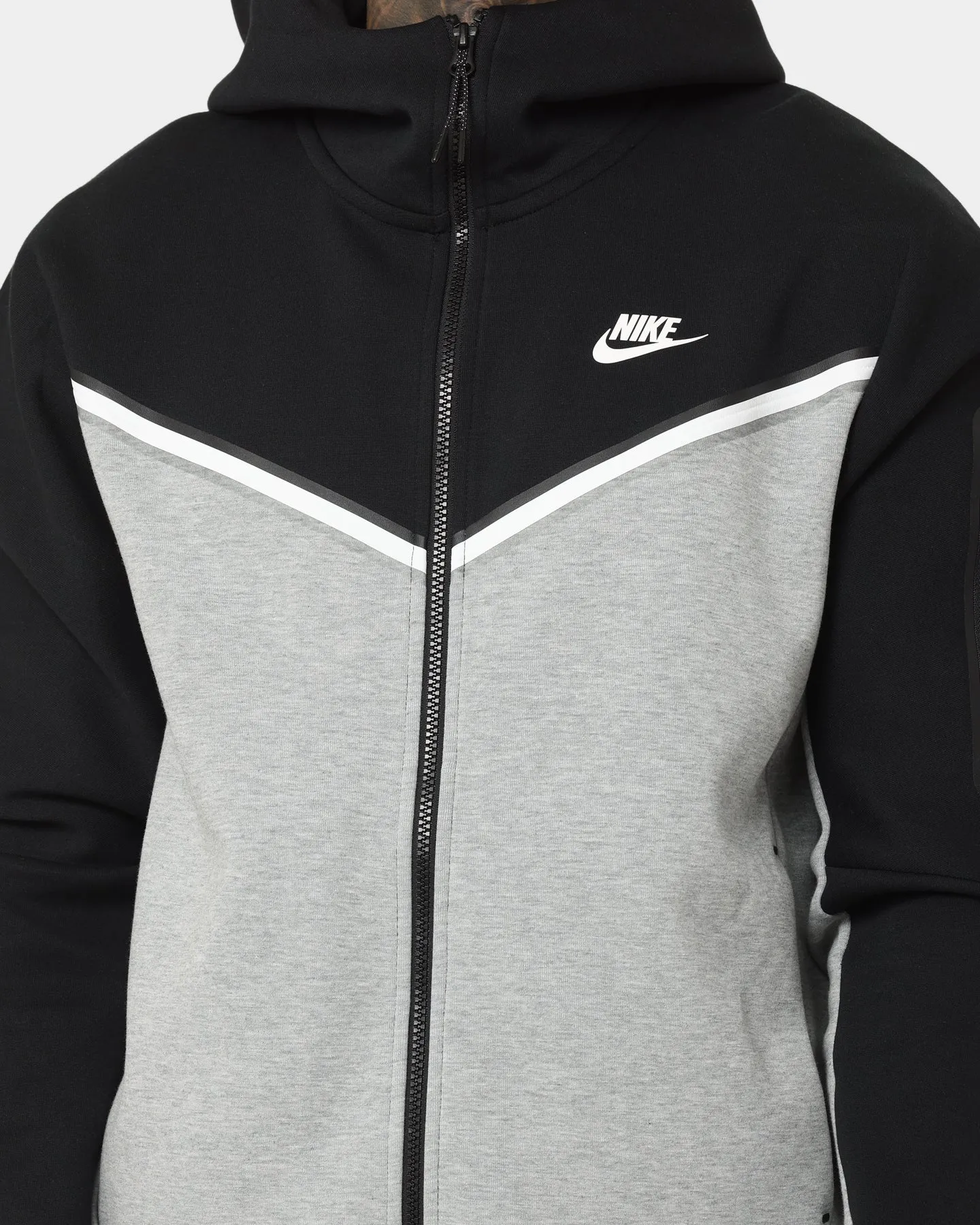 Nike Sportswear Tech Fleece Full-Zip Hoodie Black/Dark Grey Heather Serve Subtle