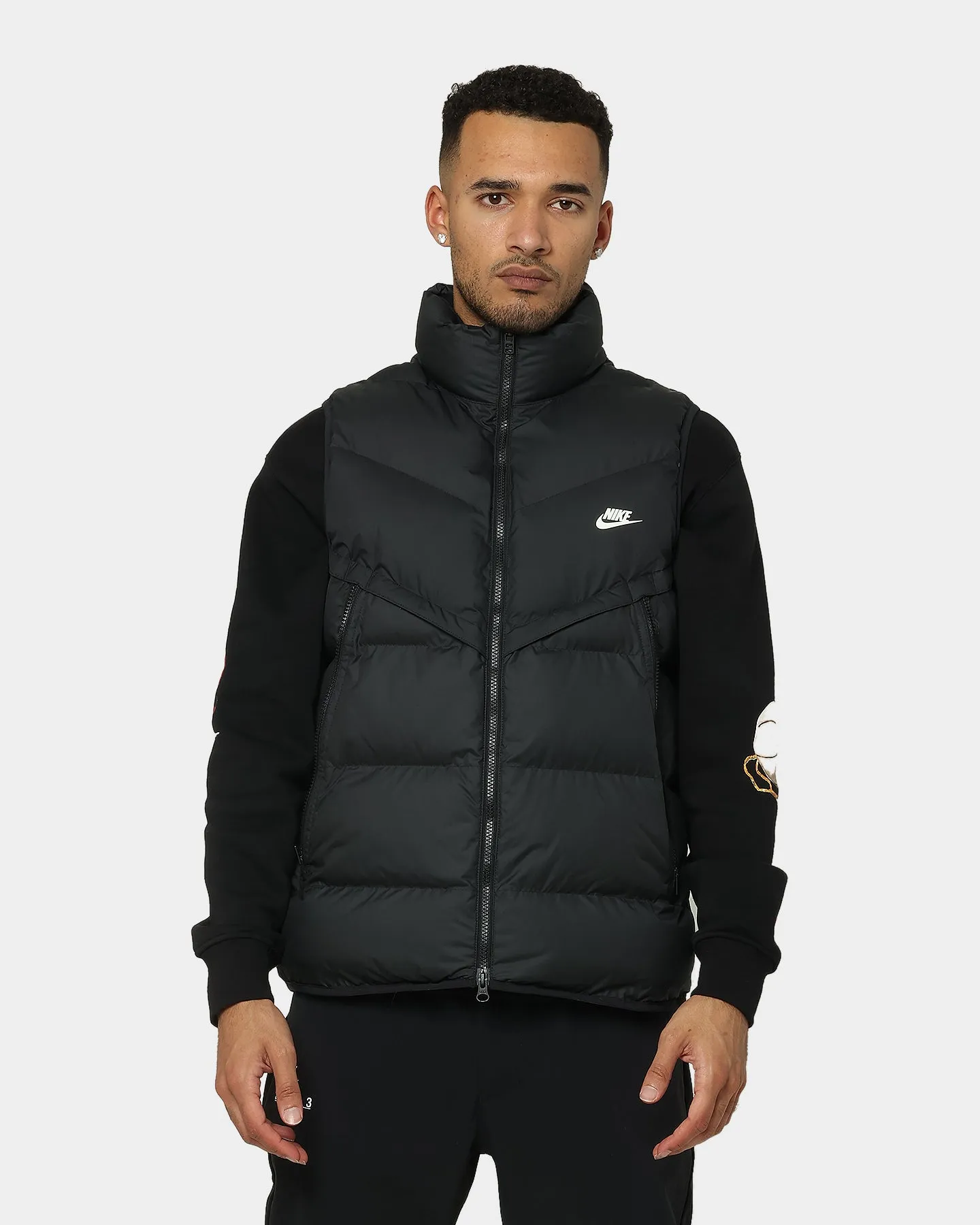 Nike Storm-FIT Windrunner PRIMALOFT Vest Black/Black/Sail Water Repellent Finish Mid-layer