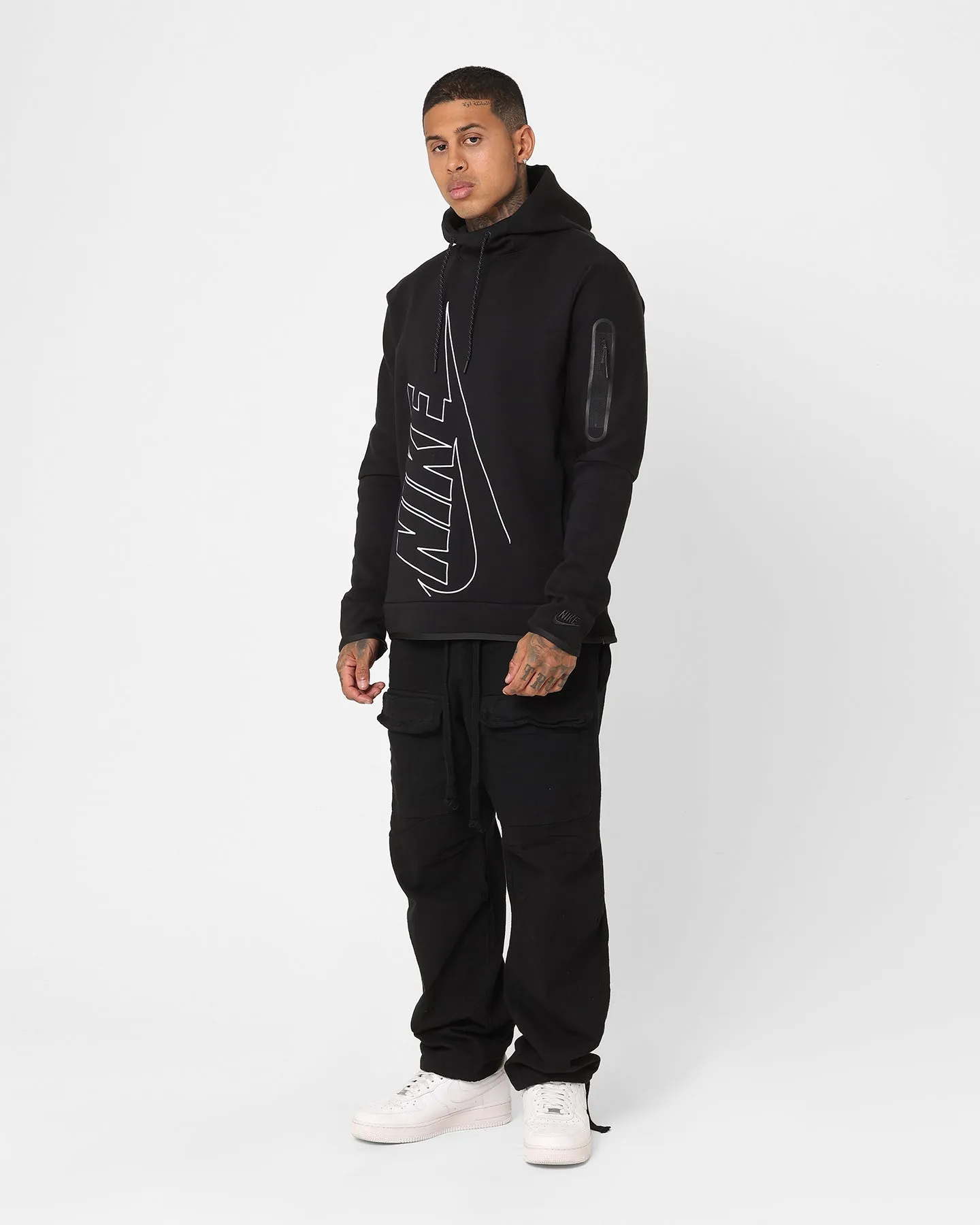 Nike Tech Fleece Graphic Pullover Hoodie Black/Black Layered Insulation Adjustable Wear