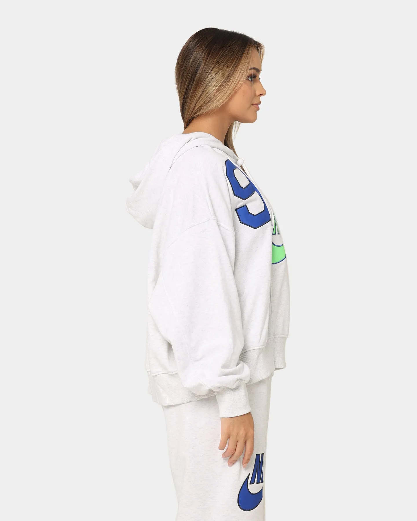 Fresh Look Nike Women's Nike Sportswear Circa 96 Fleece Hoodie Birch Heather